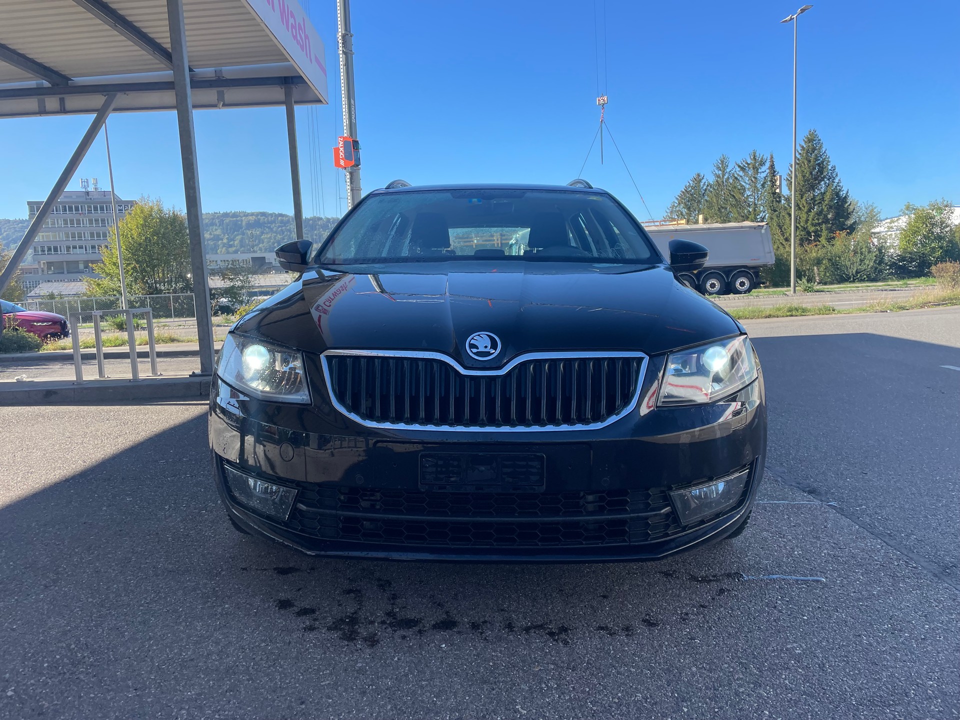 SKODA Octavia Combi 2.0 TDI Style 4x4 DSG-image-1