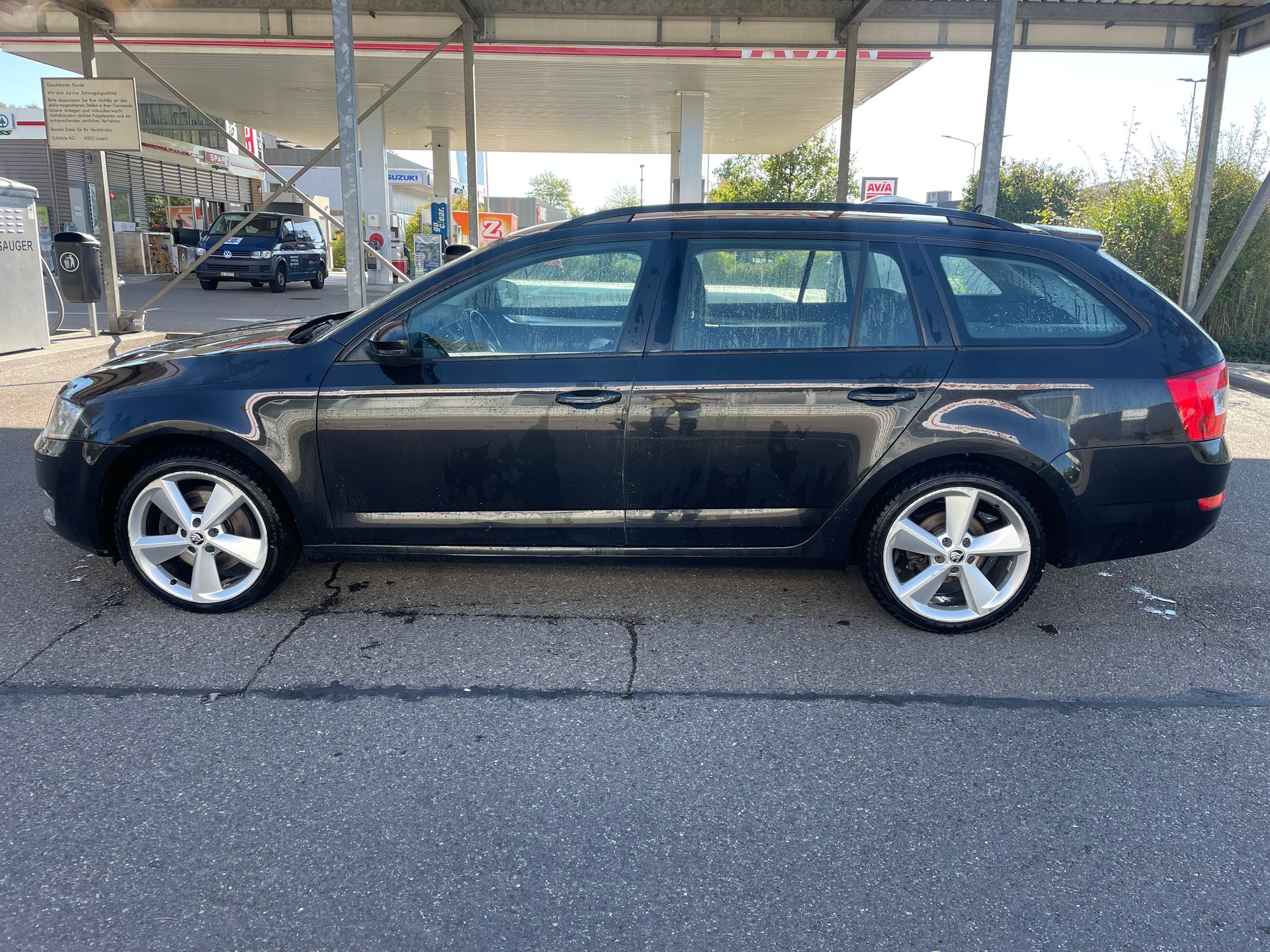 SKODA Octavia Combi 2.0 TDI Style 4x4 DSG-image-5