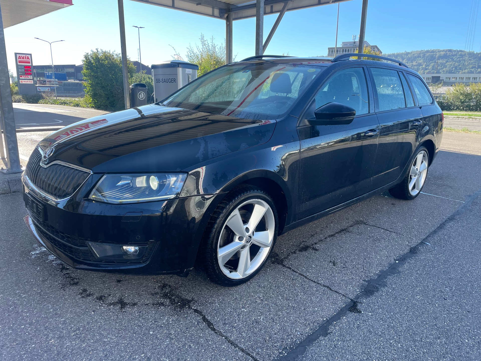 SKODA Octavia Combi 2.0 TDI Style 4x4 DSG-image-4