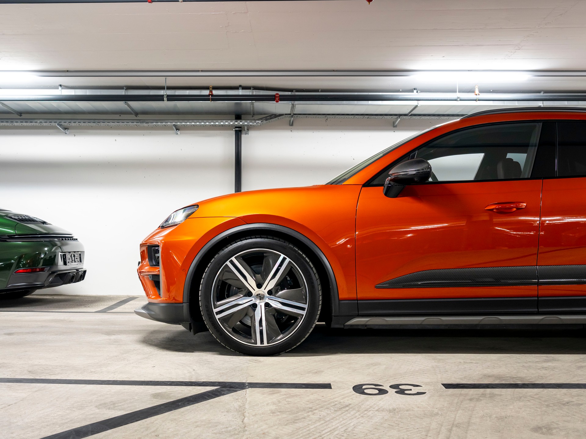 PORSCHE Macan Turbo 100kWh-image-6