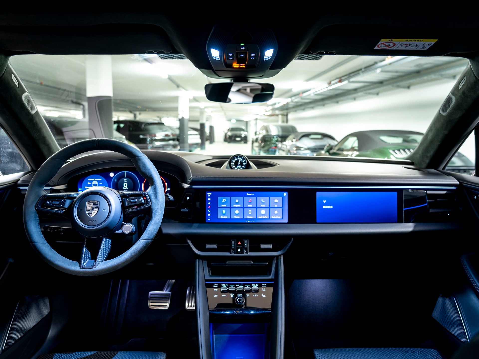 PORSCHE Macan Turbo 100kWh-image-22