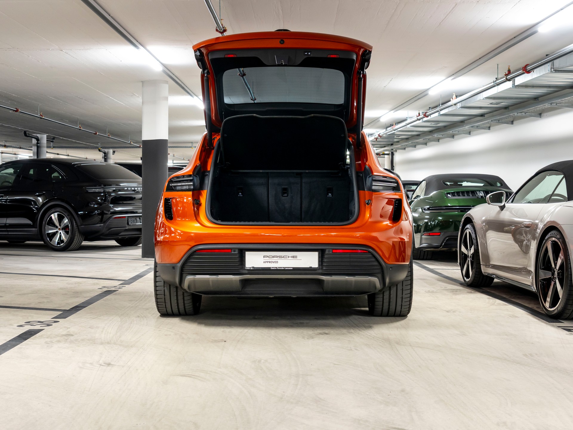 PORSCHE Macan Turbo 100kWh-image-5