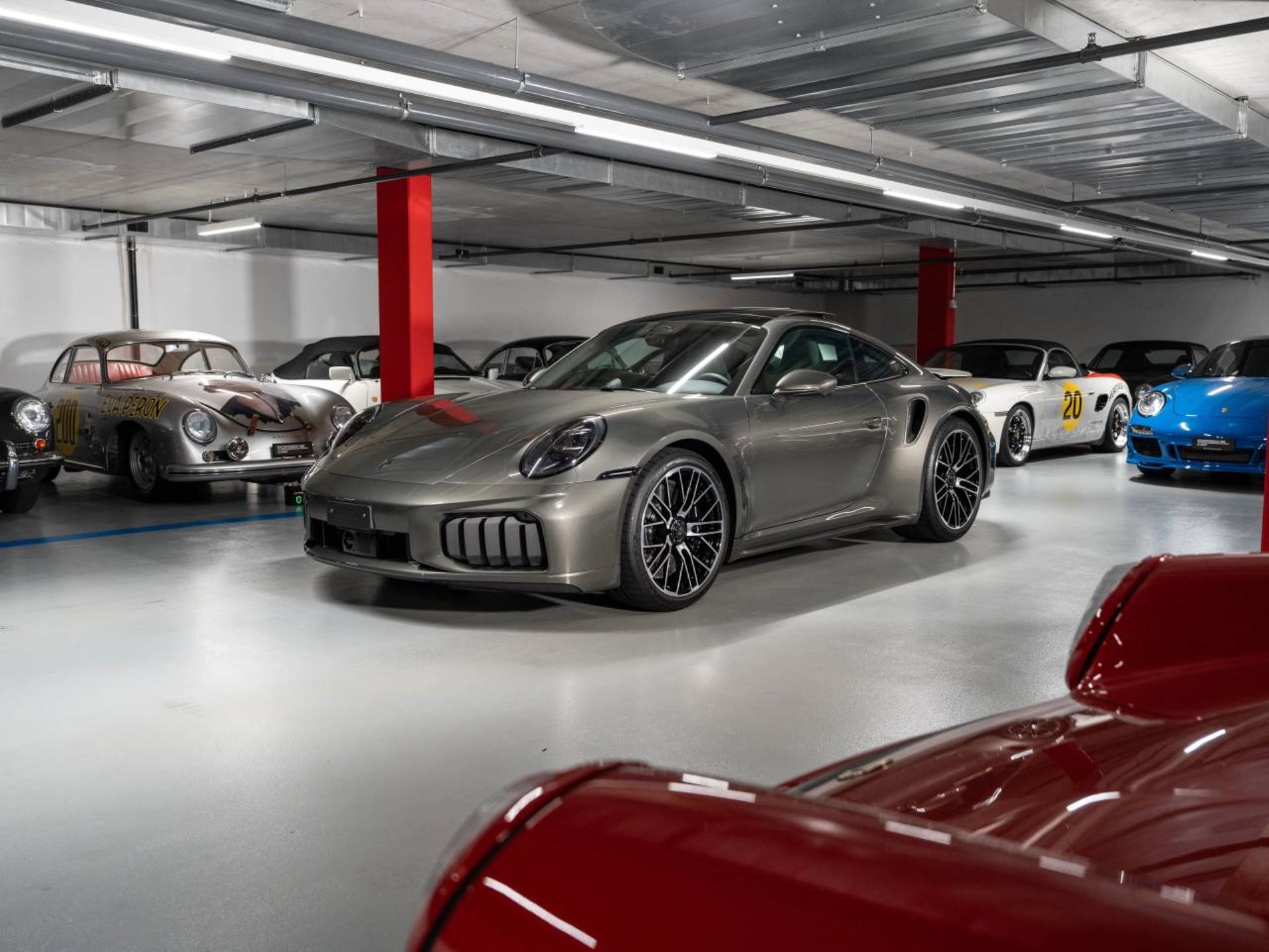 PORSCHE 911 Turbo S-image-0