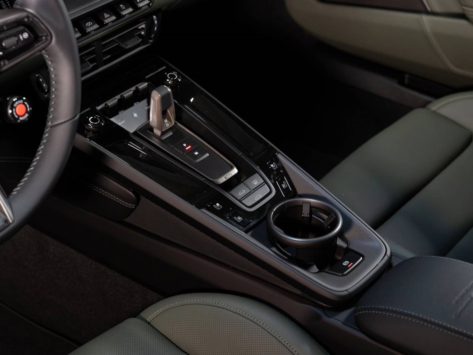 PORSCHE 911 Turbo S-image-11