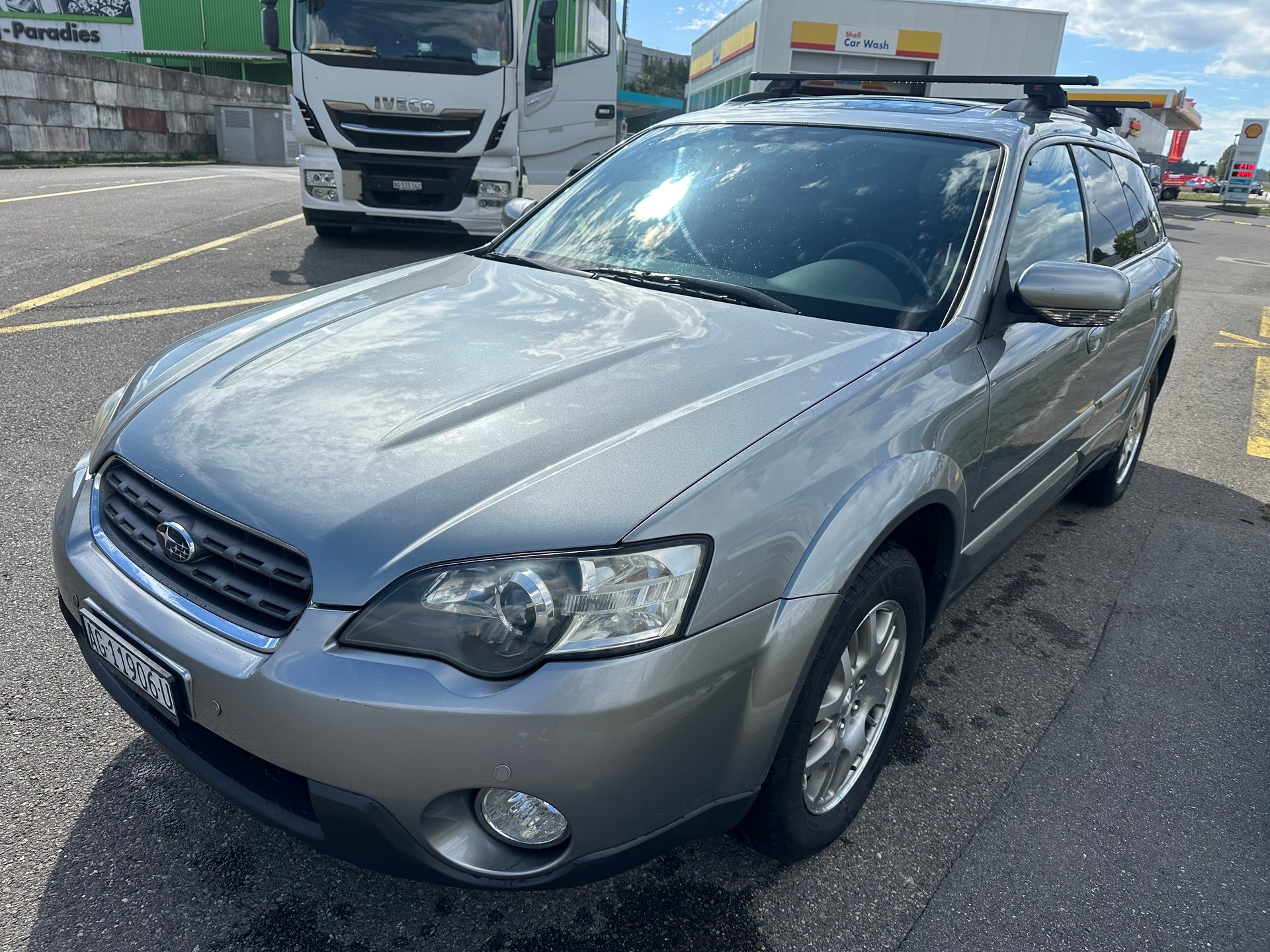 SUBARU Outback 2.5i AWD-image-1