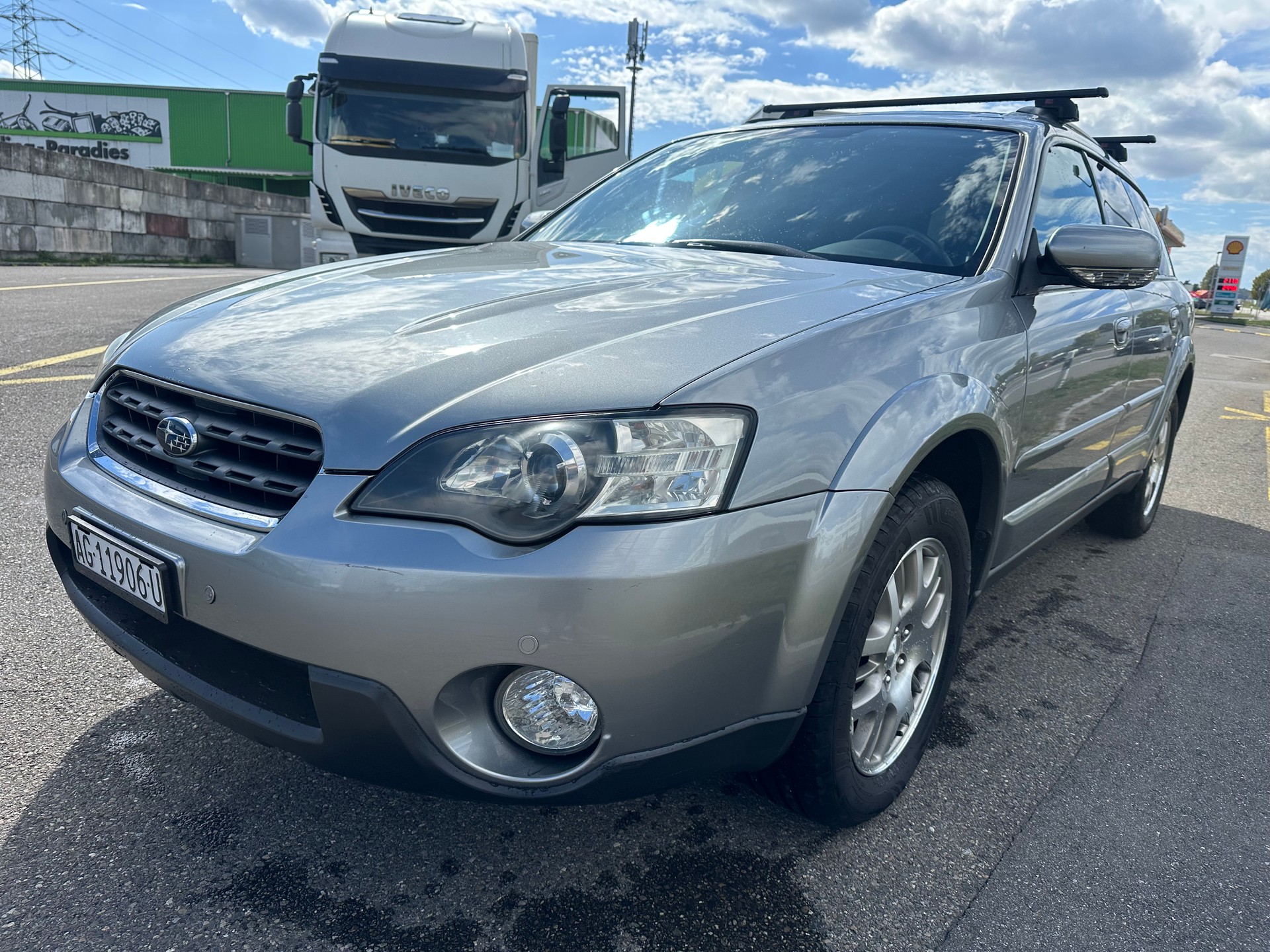 SUBARU Outback 2.5i AWD-image-0