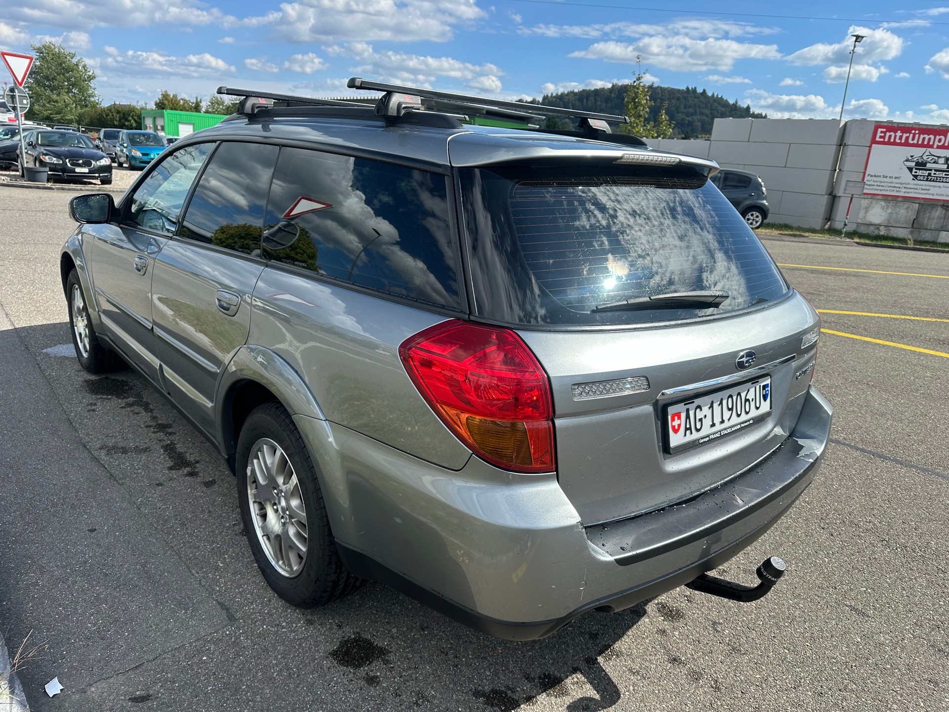 SUBARU Outback 2.5i AWD-image-4