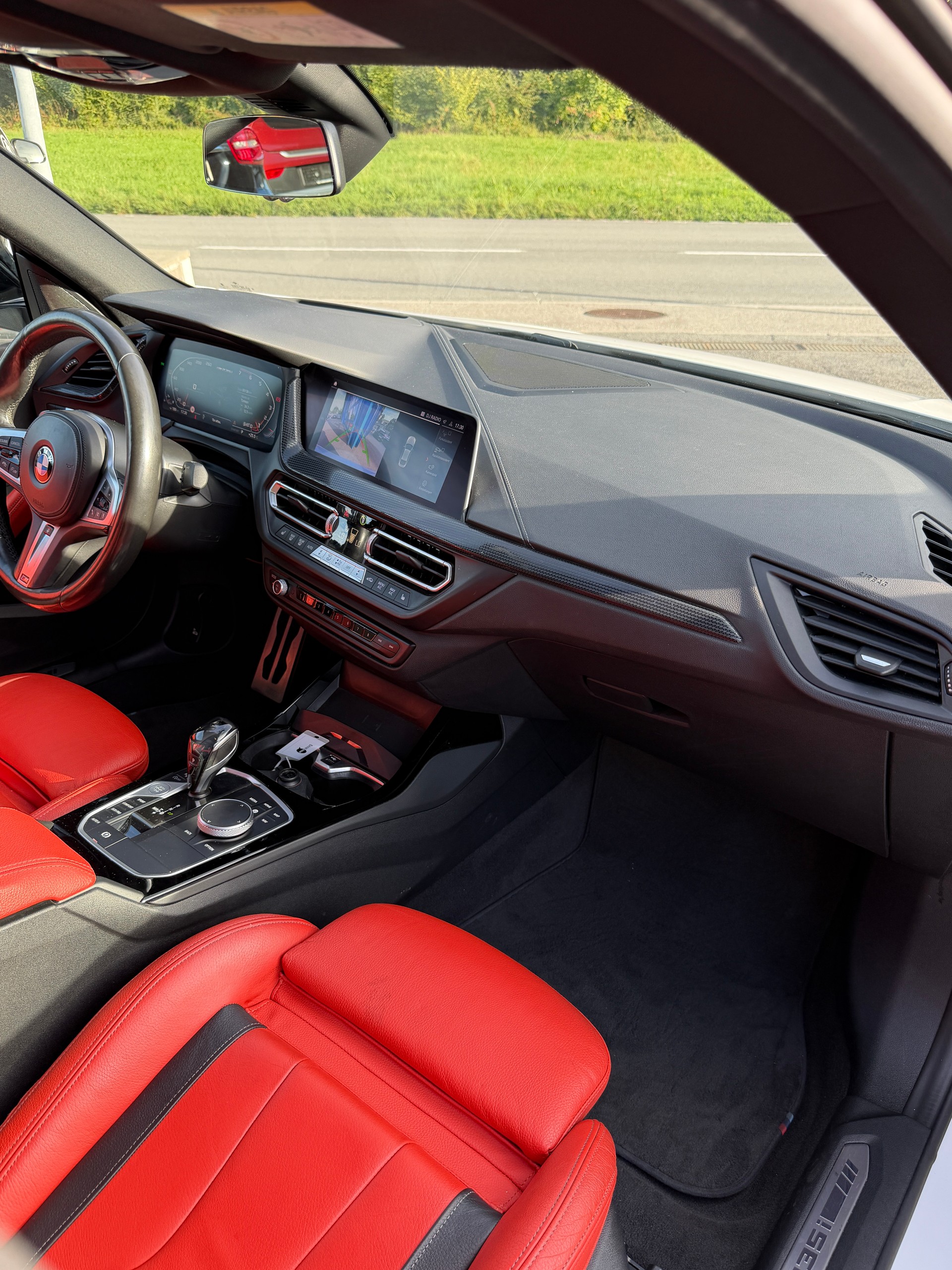 BMW M235i Gran Coupé xDrive Steptronic-image-9