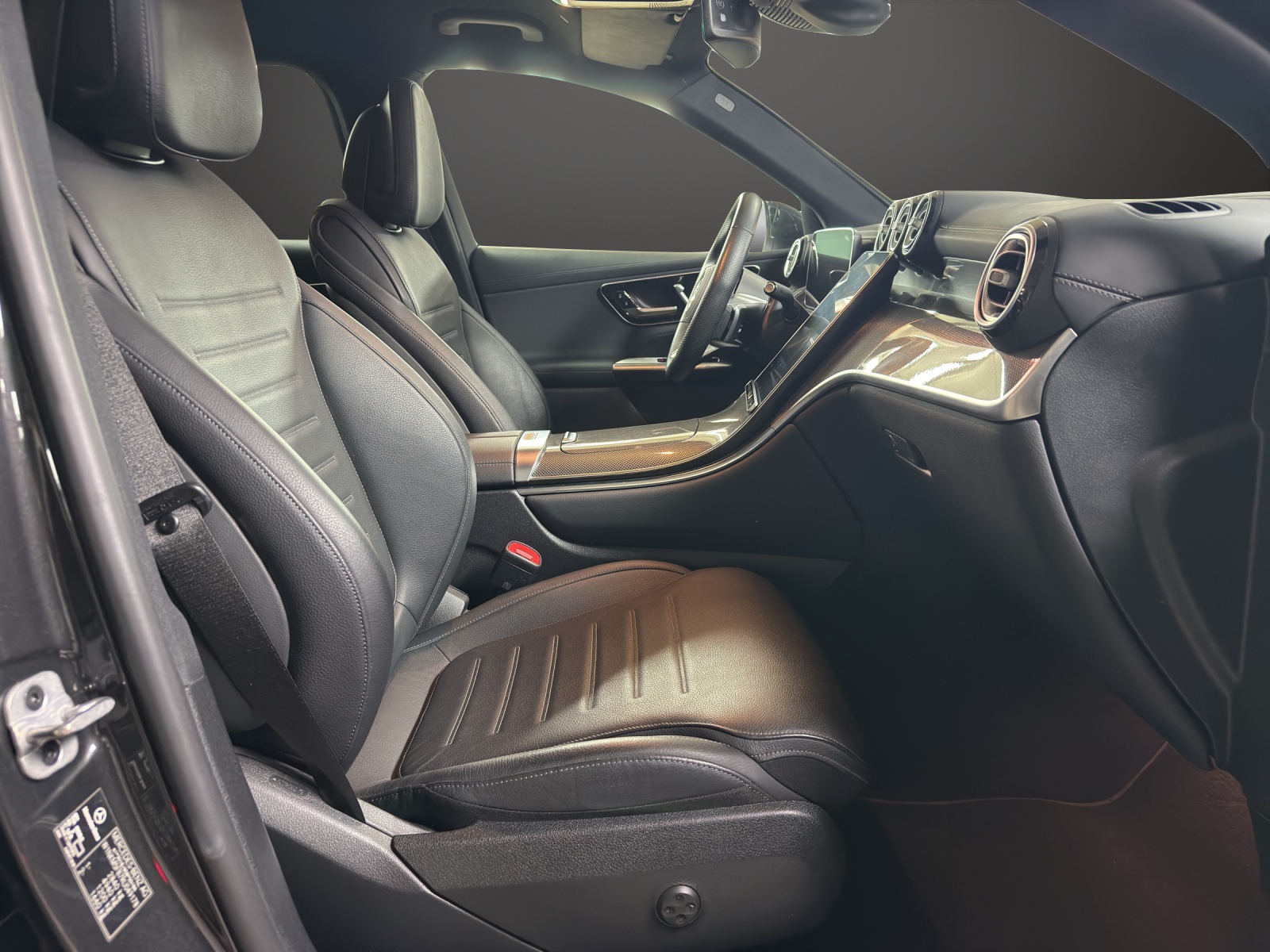 MERCEDES-BENZ GLC 400 e 4M 9G-Tronic-image-11