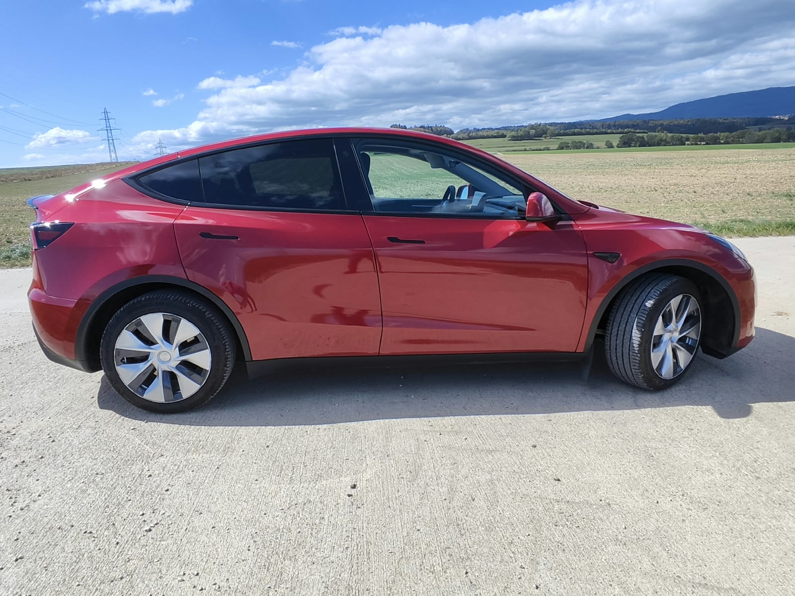 TESLA Long Range AWD Autopilot amélioré-image-0
