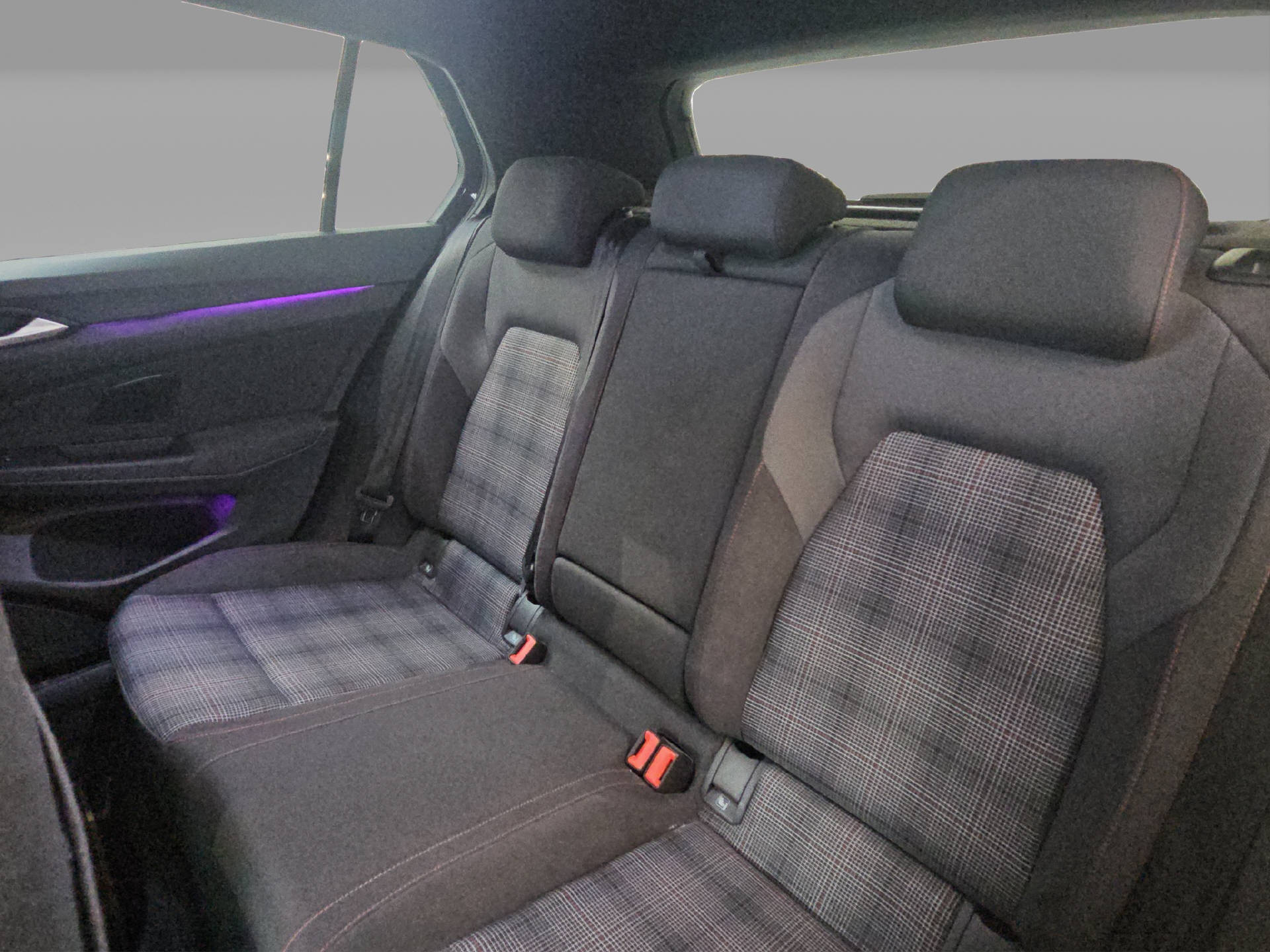 VW Golf VIII 2.0 TSI GTI DSG-image-14
