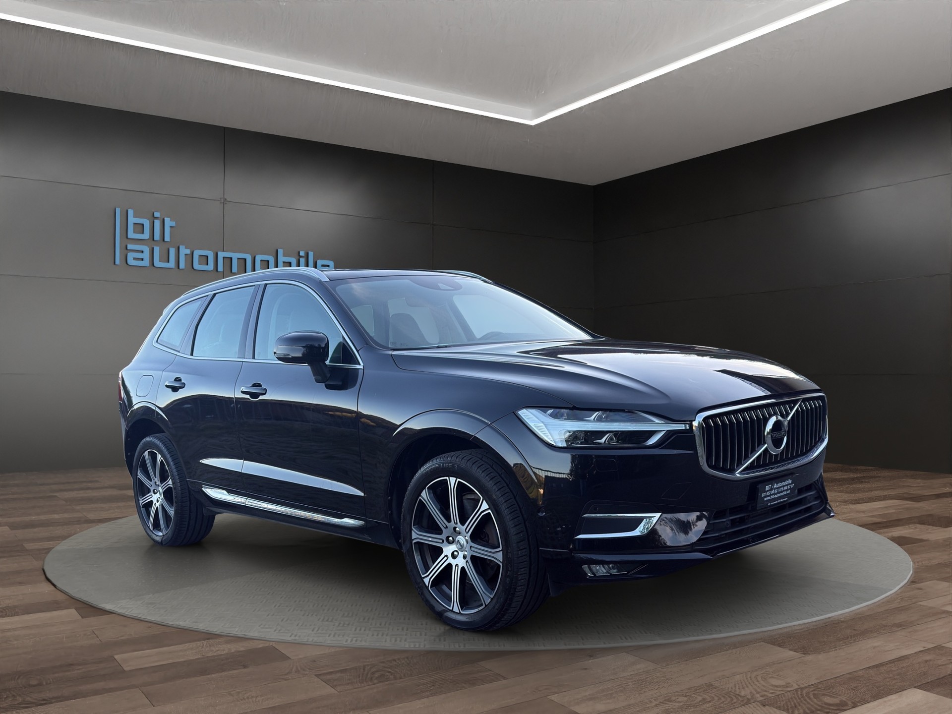 VOLVO XC60 T6 AWD Inscription Geartronic 320PS-image-9