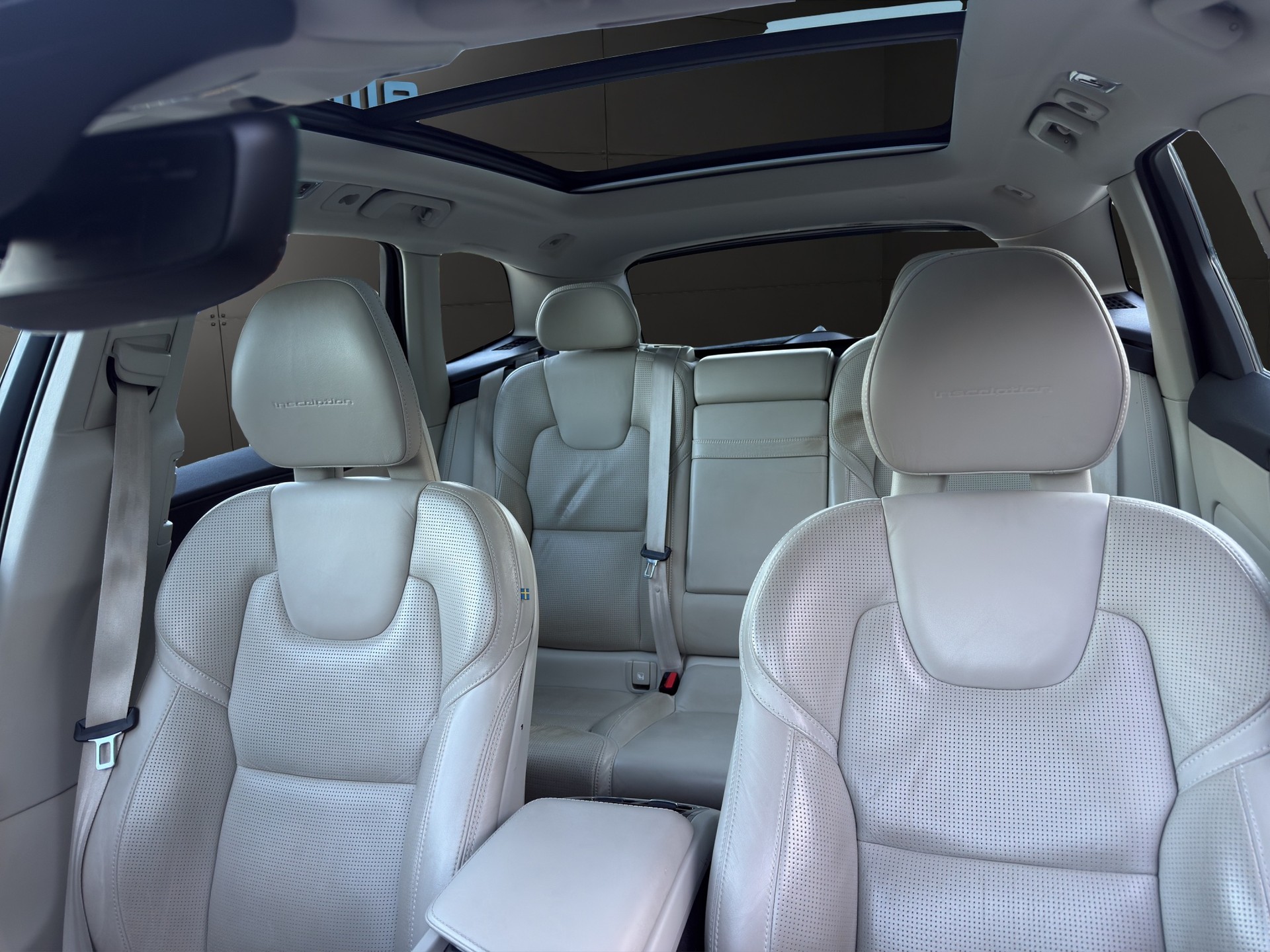 VOLVO XC60 T6 AWD Inscription Geartronic 320PS-image-12