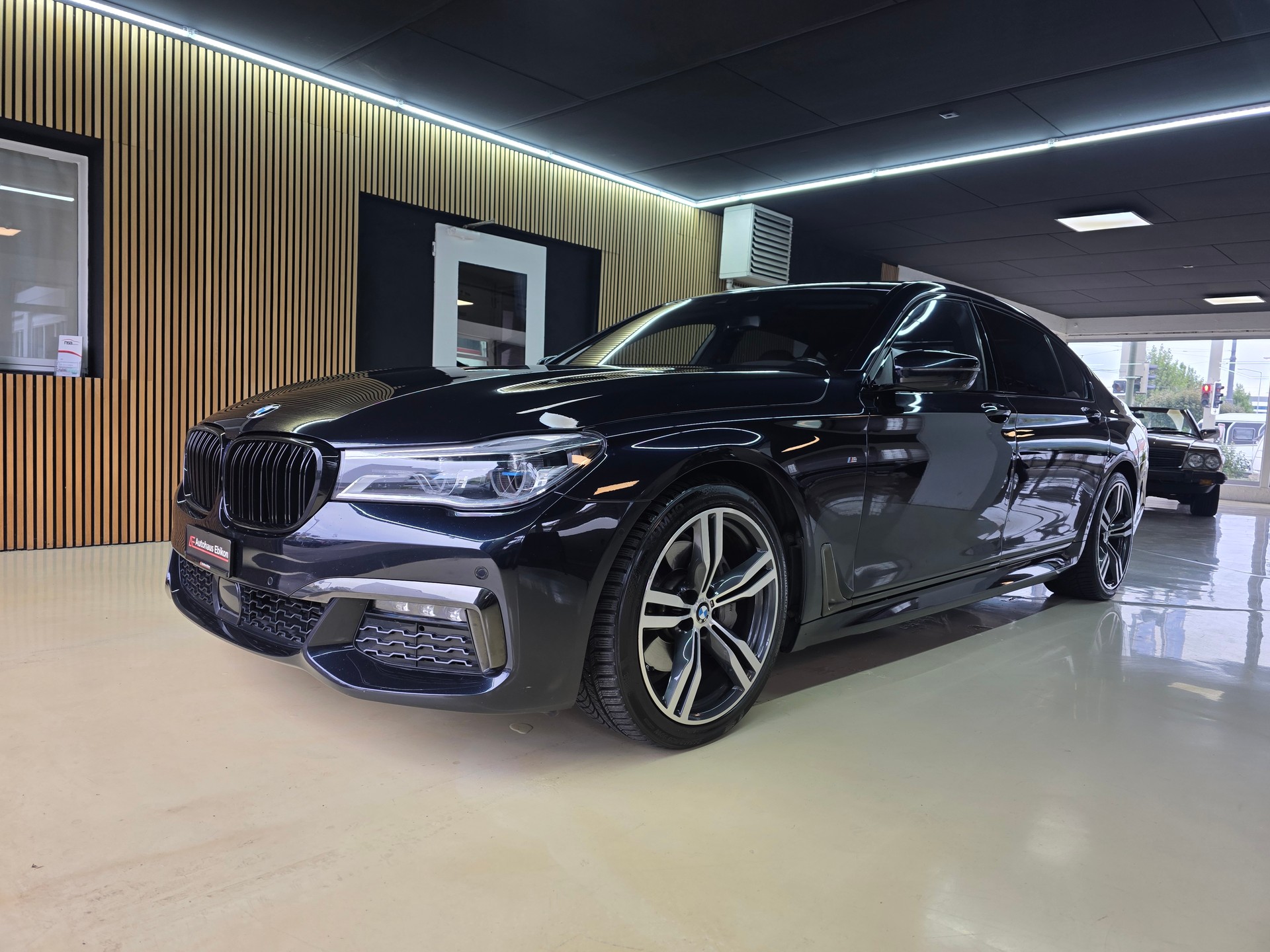 BMW 730Ld xDrive Steptronic M-Sport-image-2