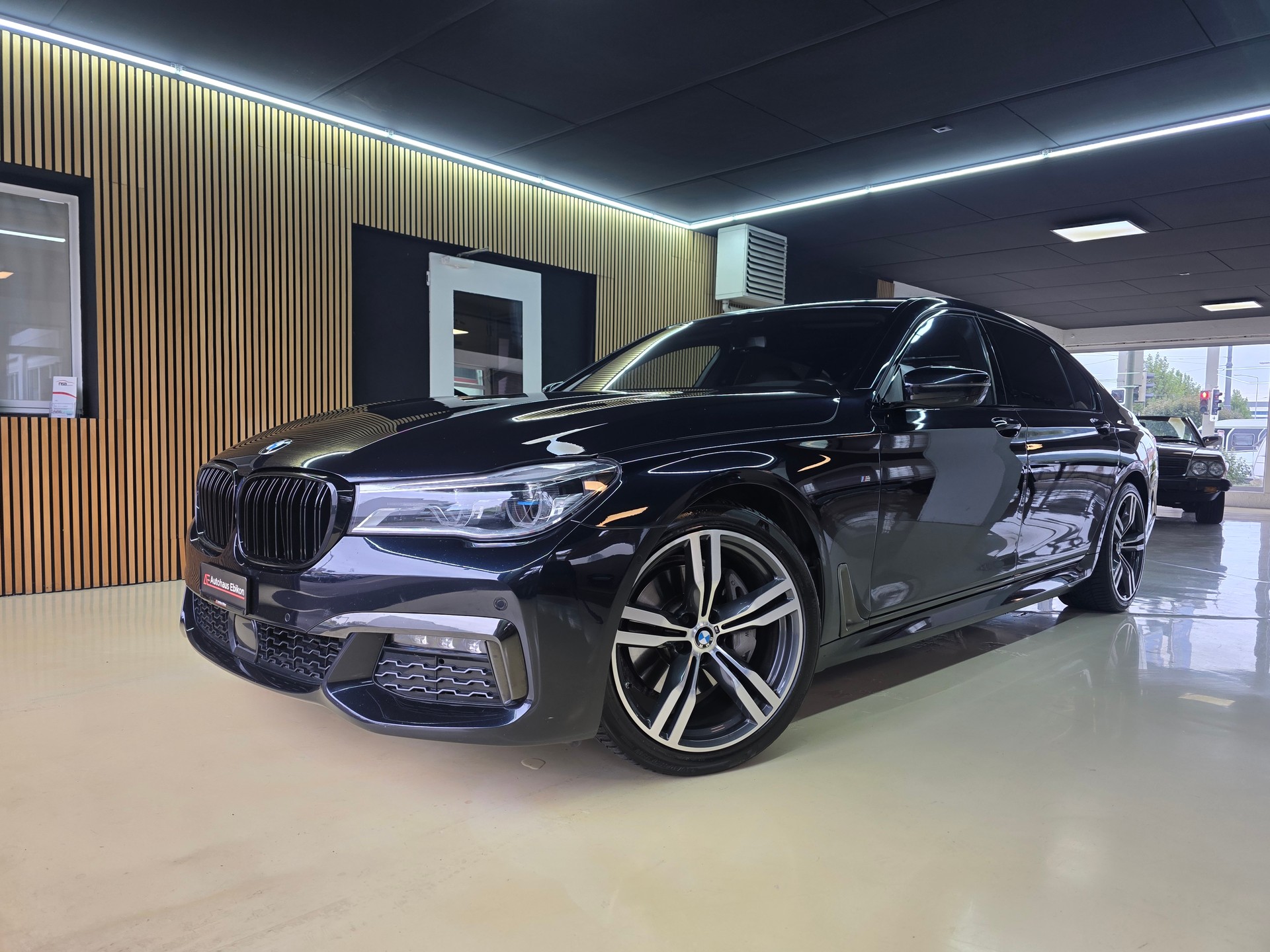 BMW 730Ld xDrive Steptronic M-Sport-image-0