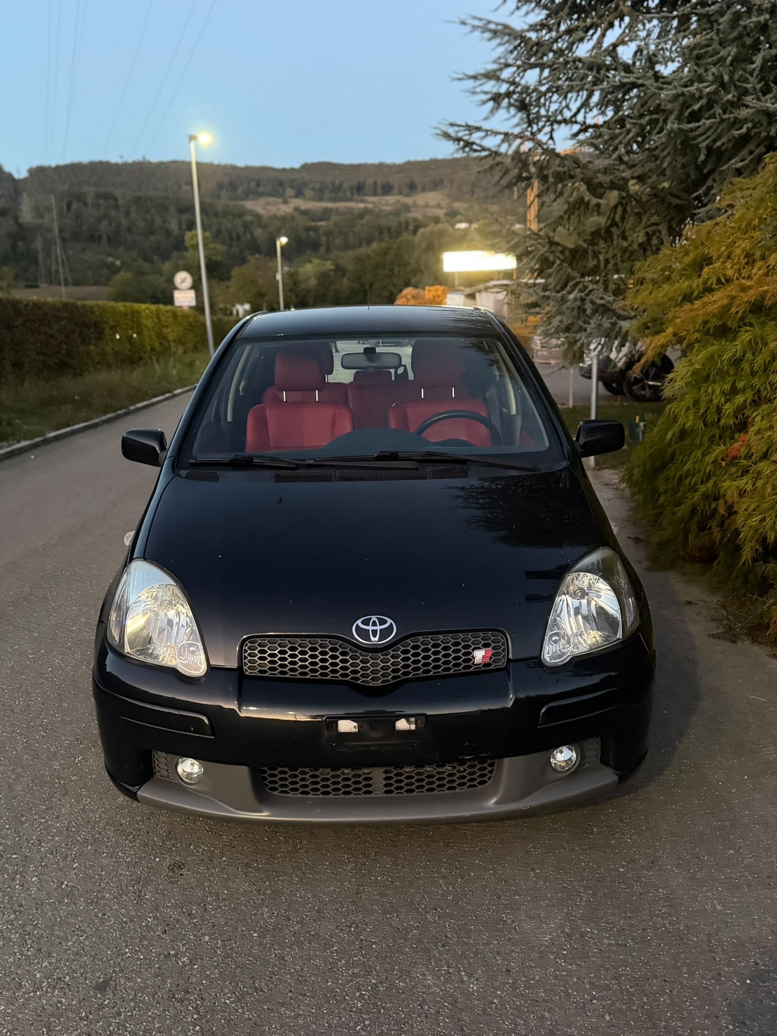 TOYOTA Yaris 1.5 TS-image-2