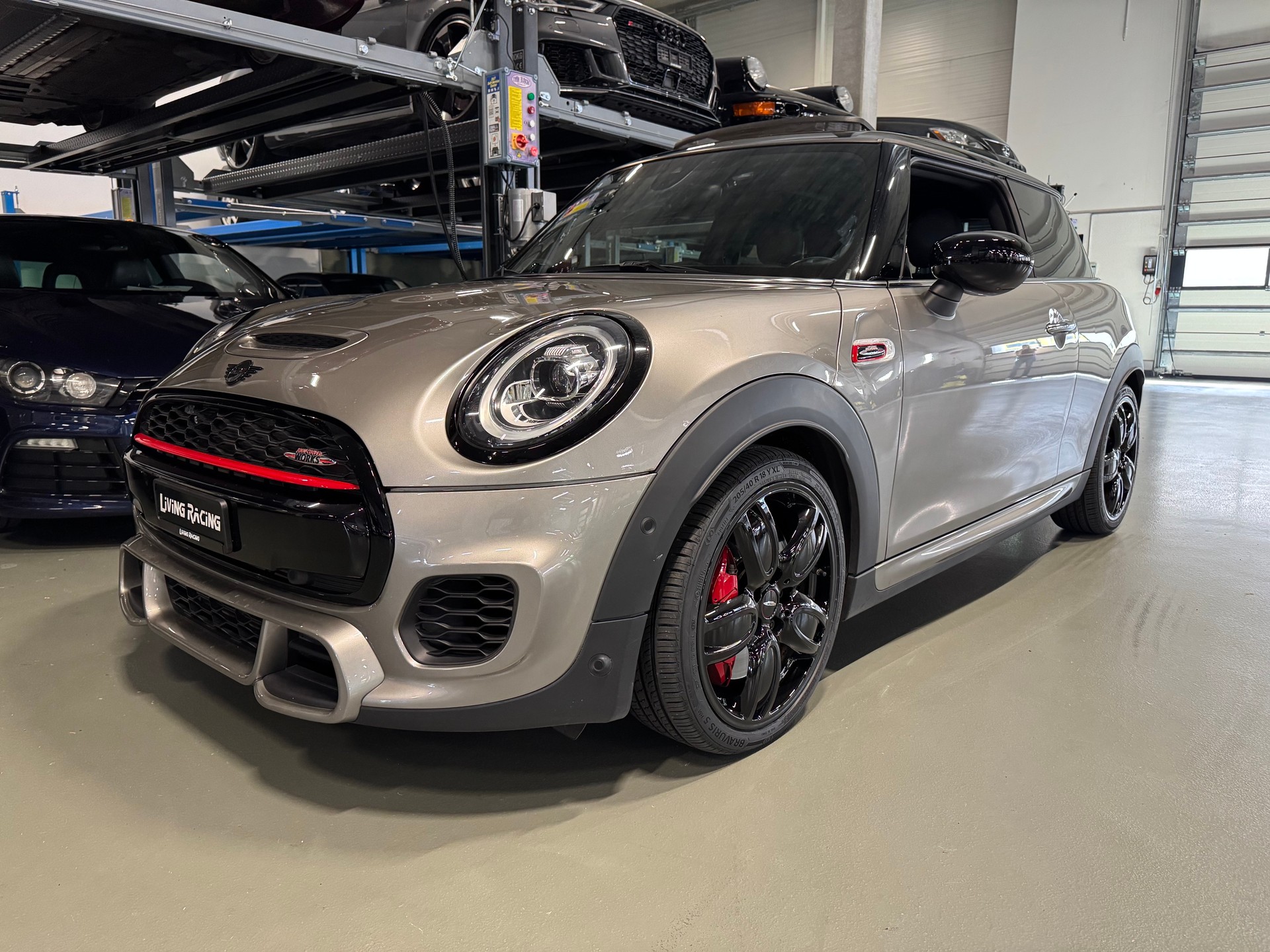 MINI Cooper John Cooper Works DKG-image-1