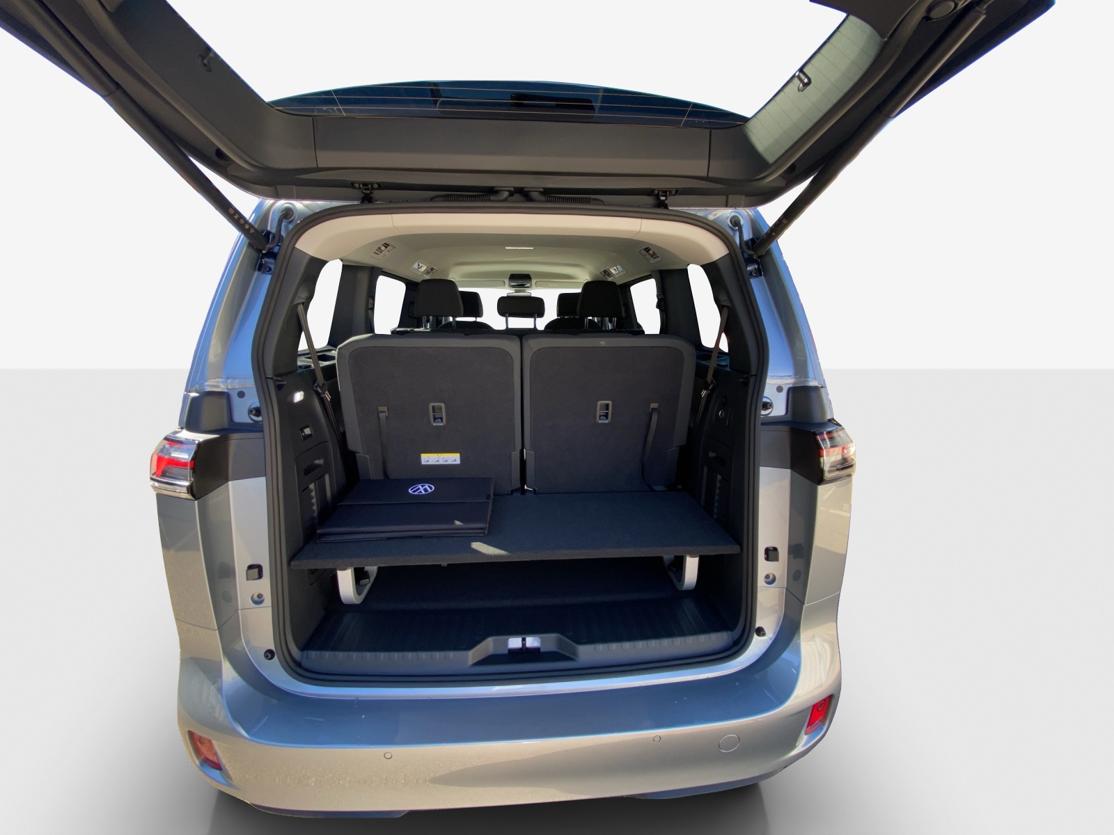 VW ID.Buzz LWB Pro 4 Motion-image-12