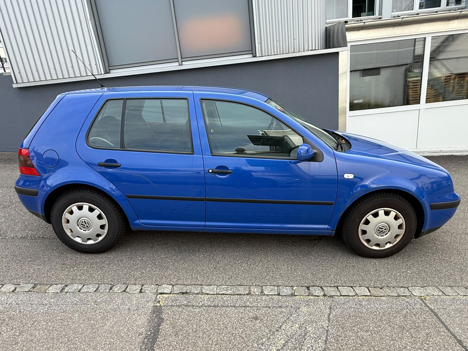 VW Golf 1.6 Comfortline-image-4