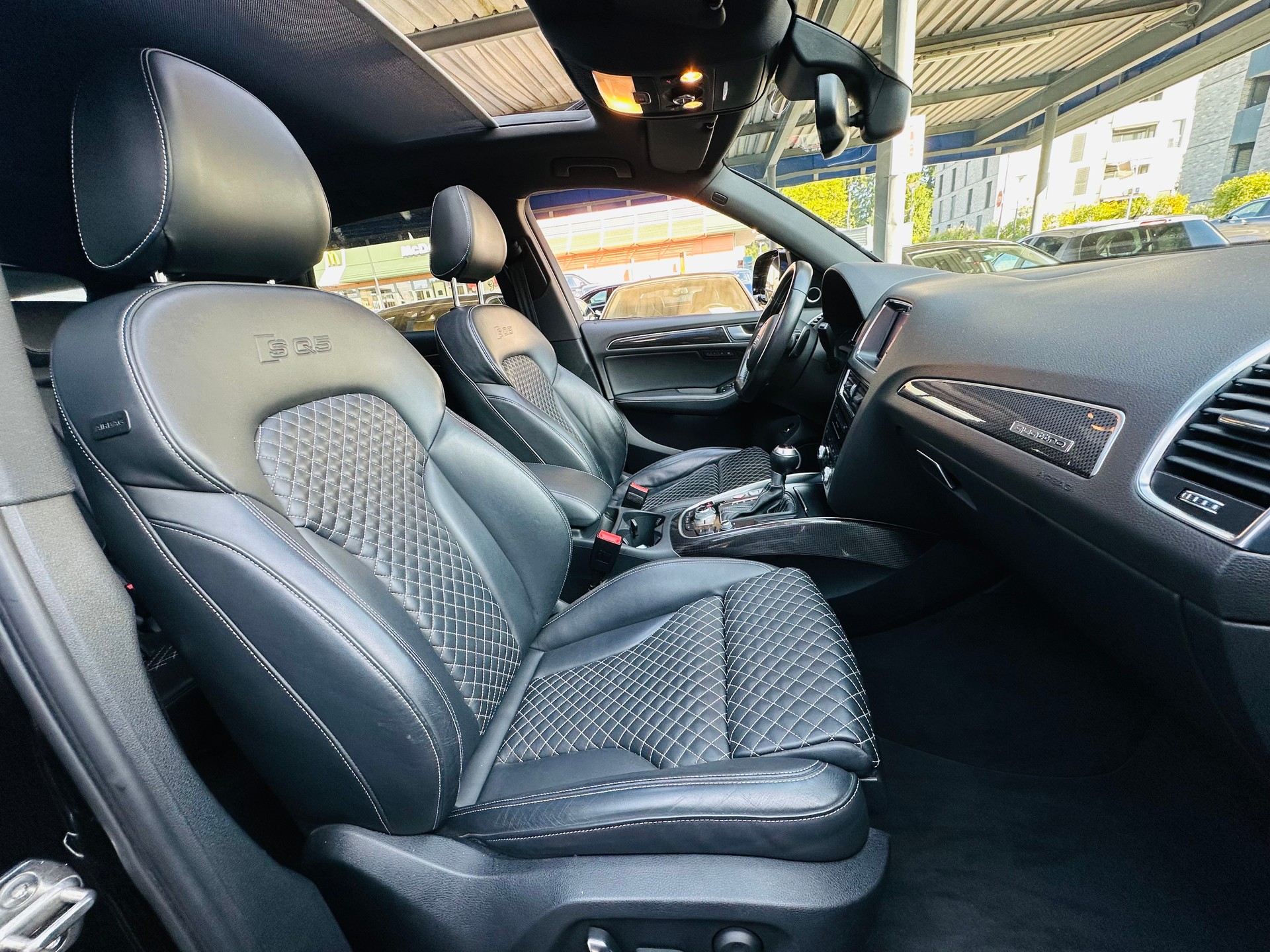 AUDI SQ5 3.0 TDI quattro tiptronic-image-12