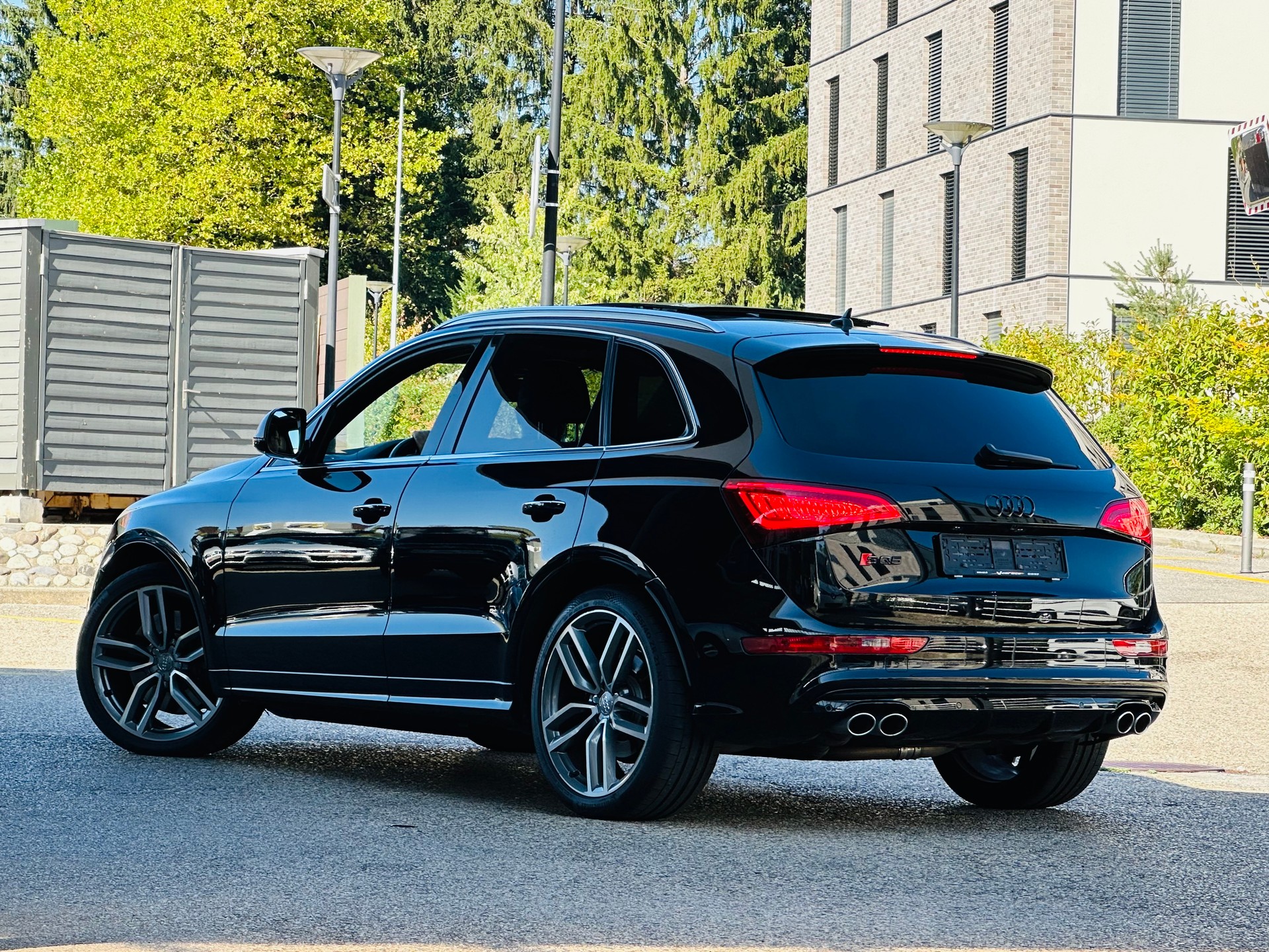 AUDI SQ5 3.0 TDI quattro tiptronic-image-10