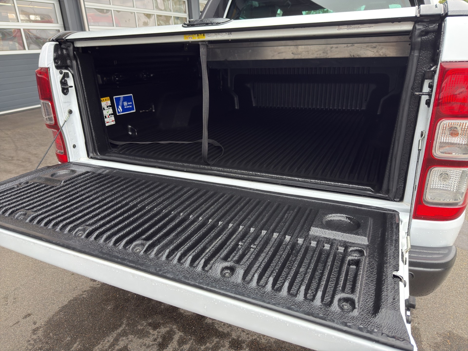 FORD Ranger DKab.Pick-up 2.0 EcoBlue 4x4 Wildtrak-image-13