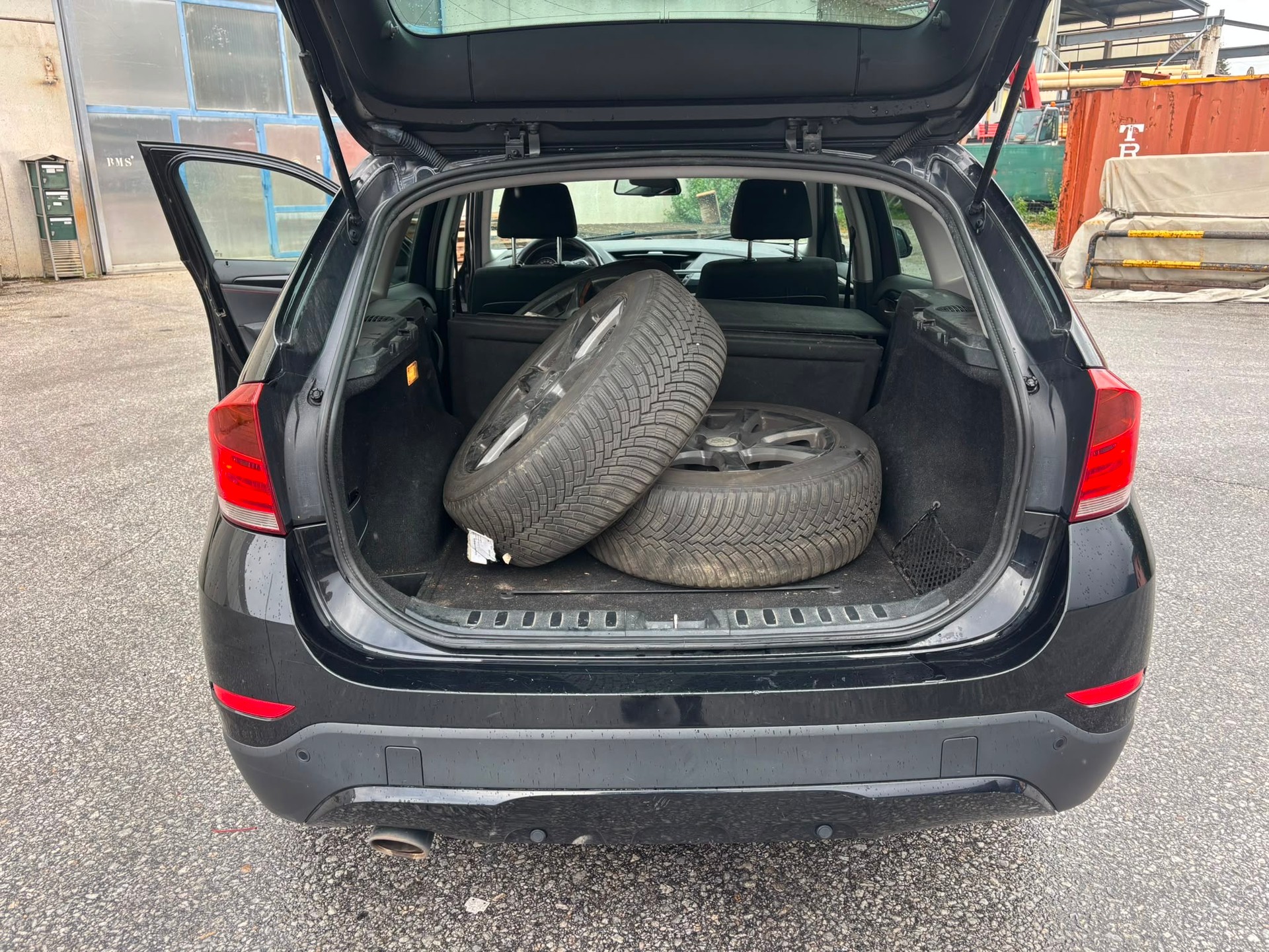 BMW X1 xDrive 20d xLine-image-5