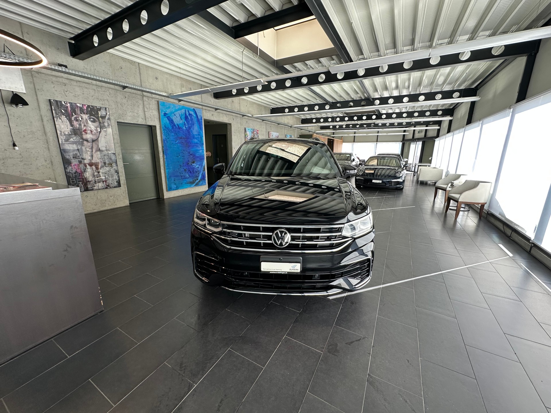 VW Tiguan 1.4 TSI PHEV R-Line DSG 2WD-image-4