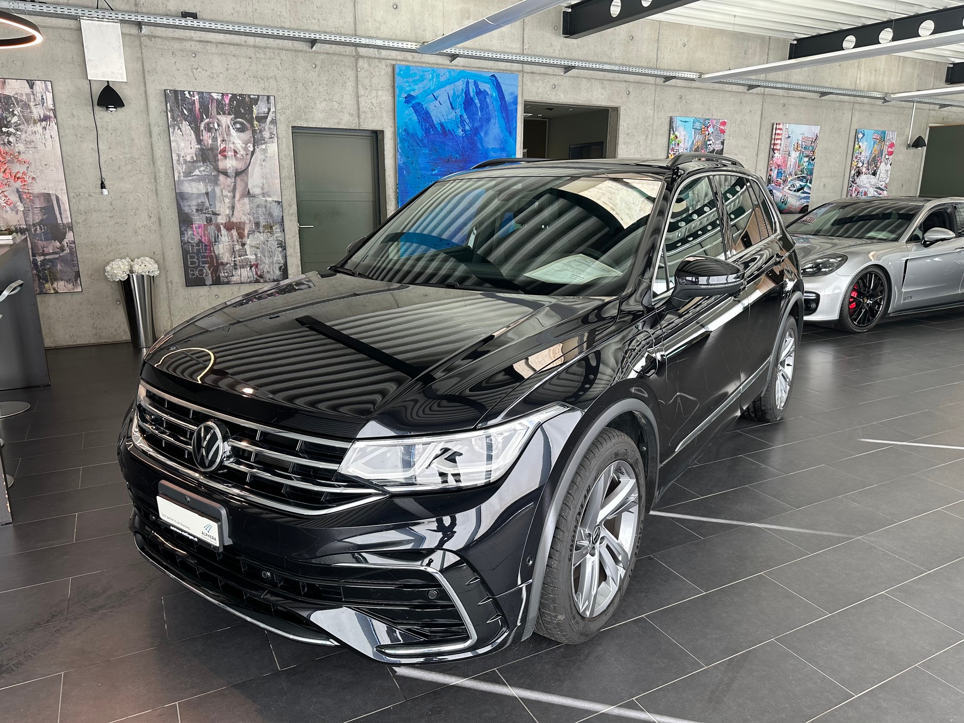 VW Tiguan 1.4 TSI PHEV R-Line DSG 2WD-image-6