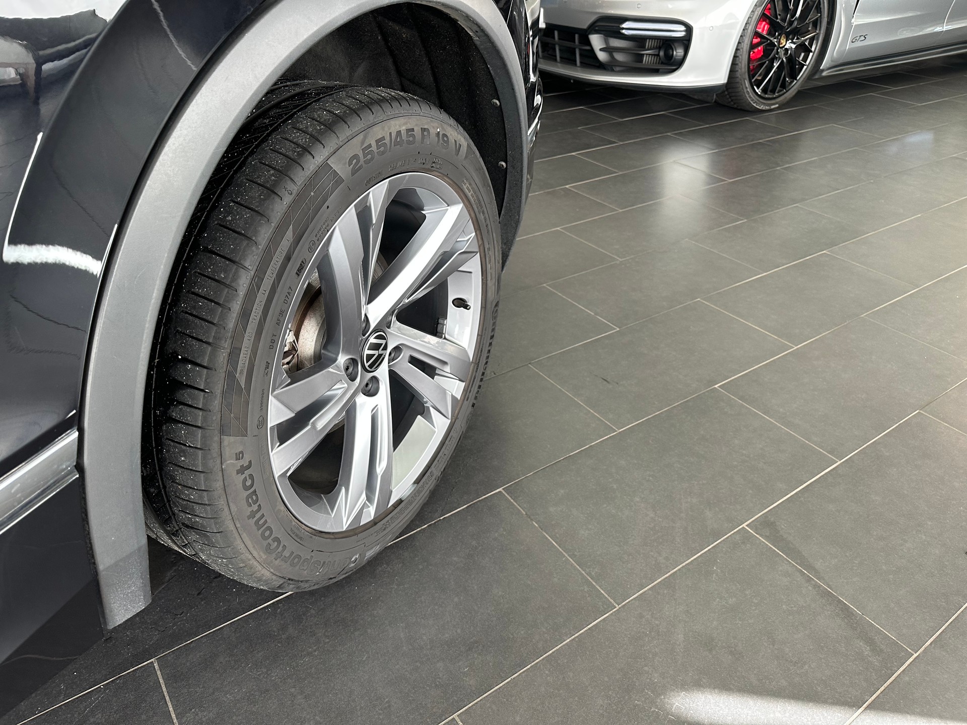 VW Tiguan 1.4 TSI PHEV R-Line DSG 2WD-image-7