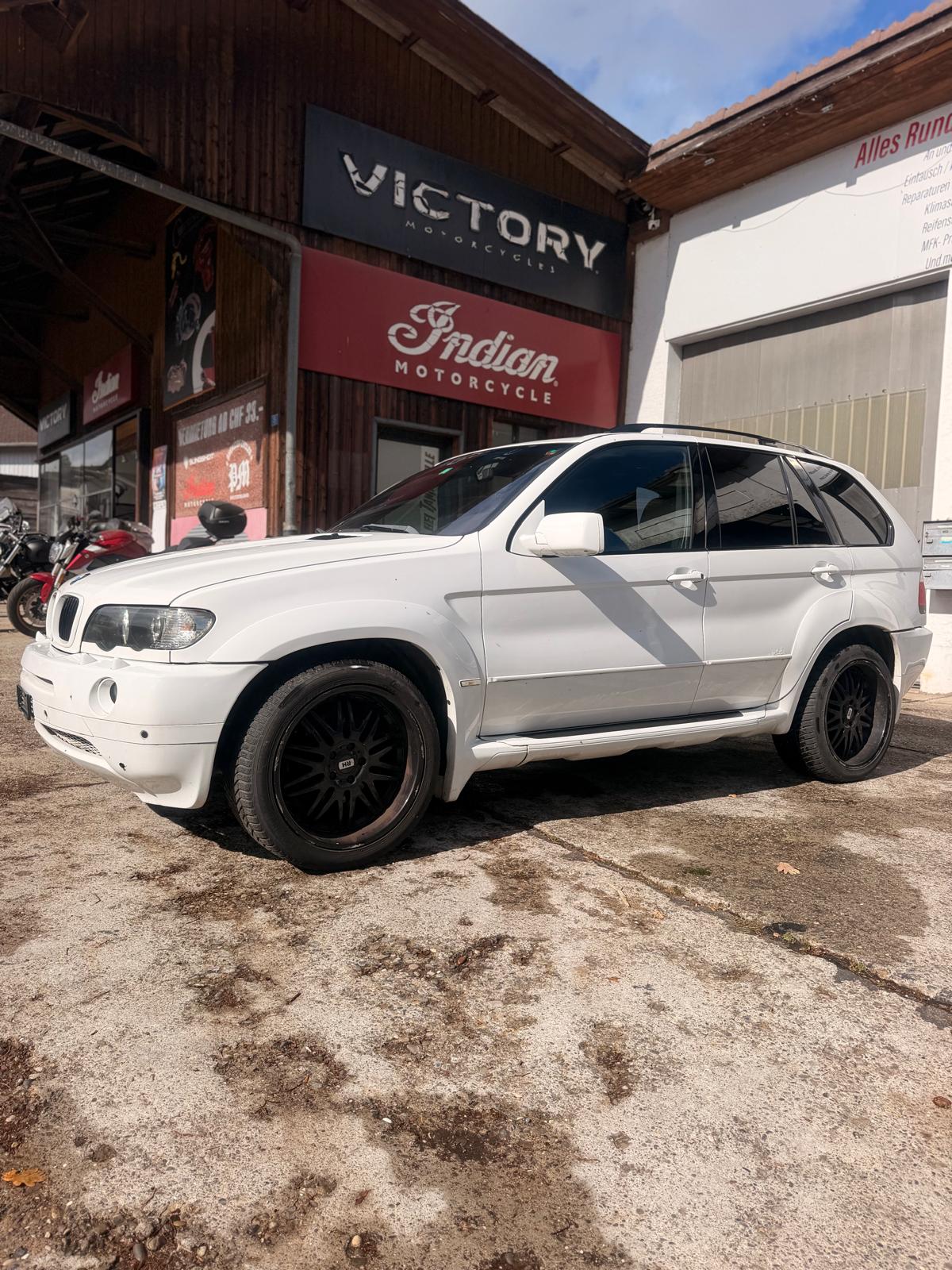 BMW X5 4.4i-image-2
