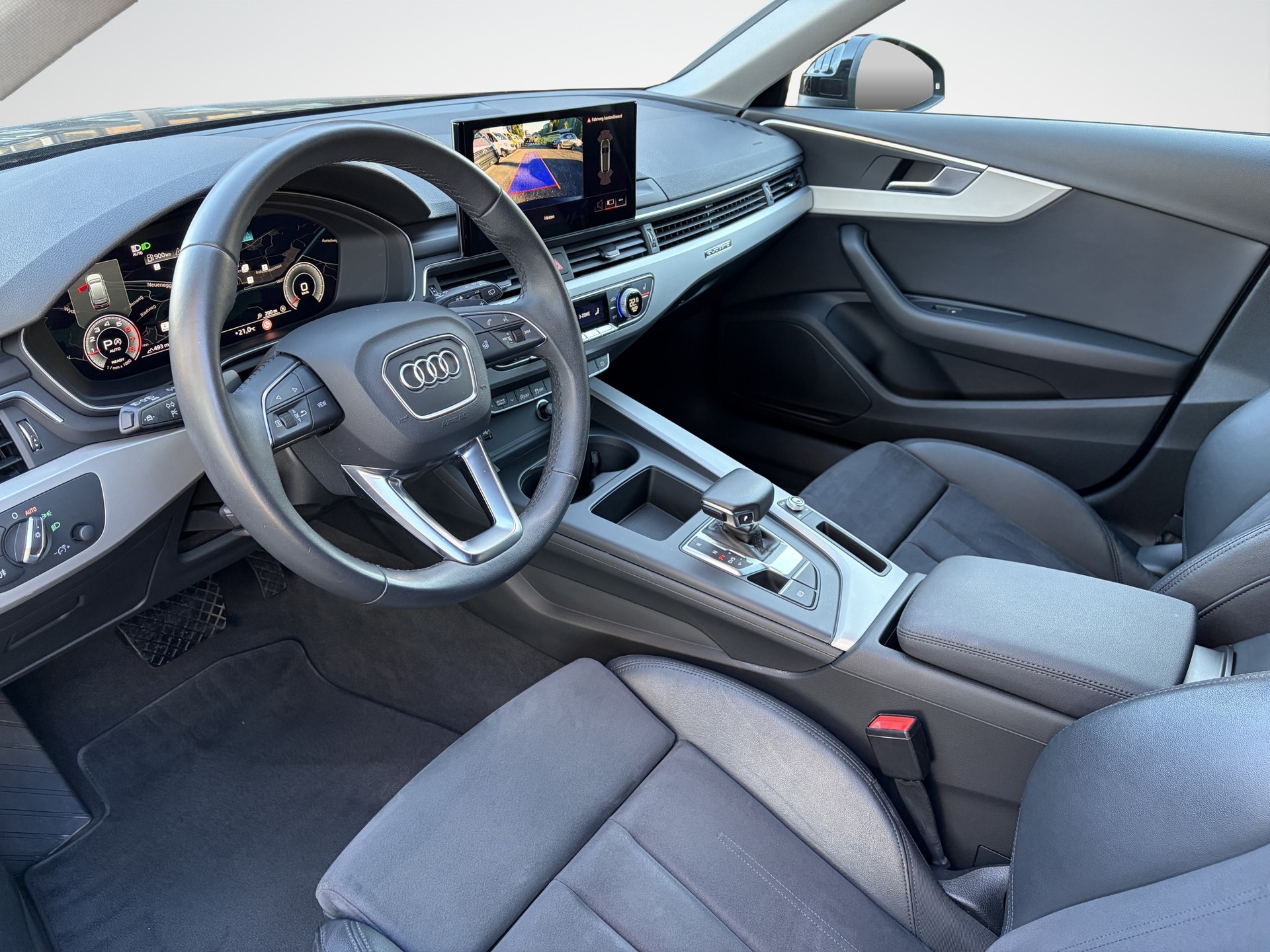 AUDI A4 Avant 40 TFSI S-tronic quattro-image-8