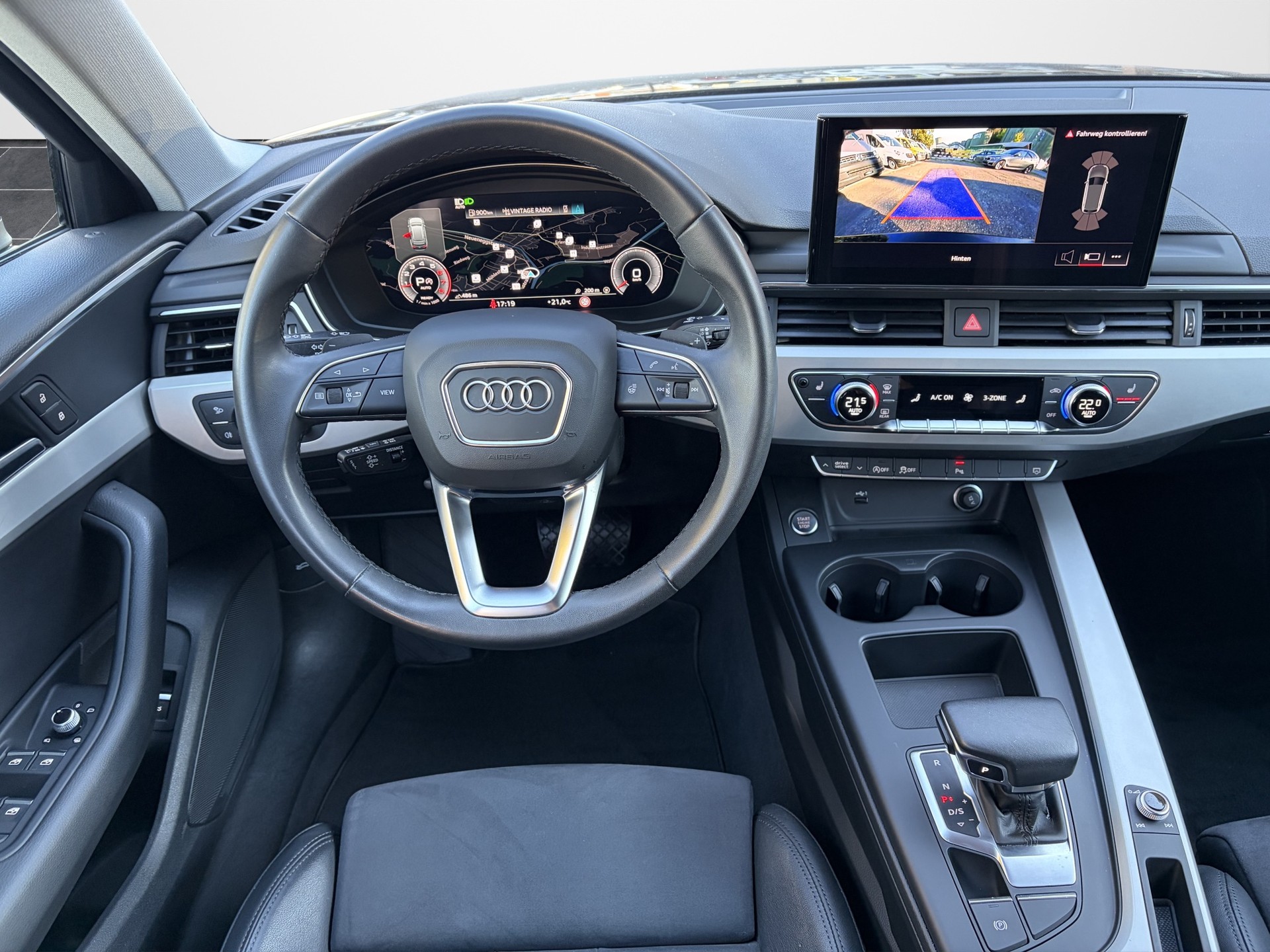 AUDI A4 Avant 40 TFSI S-tronic quattro-image-11
