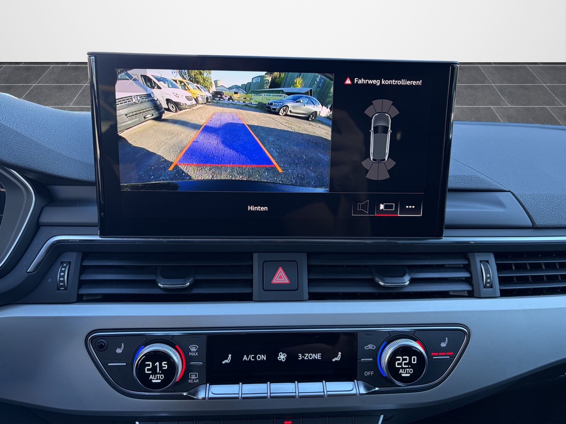 AUDI A4 Avant 40 TFSI S-tronic quattro-image-13