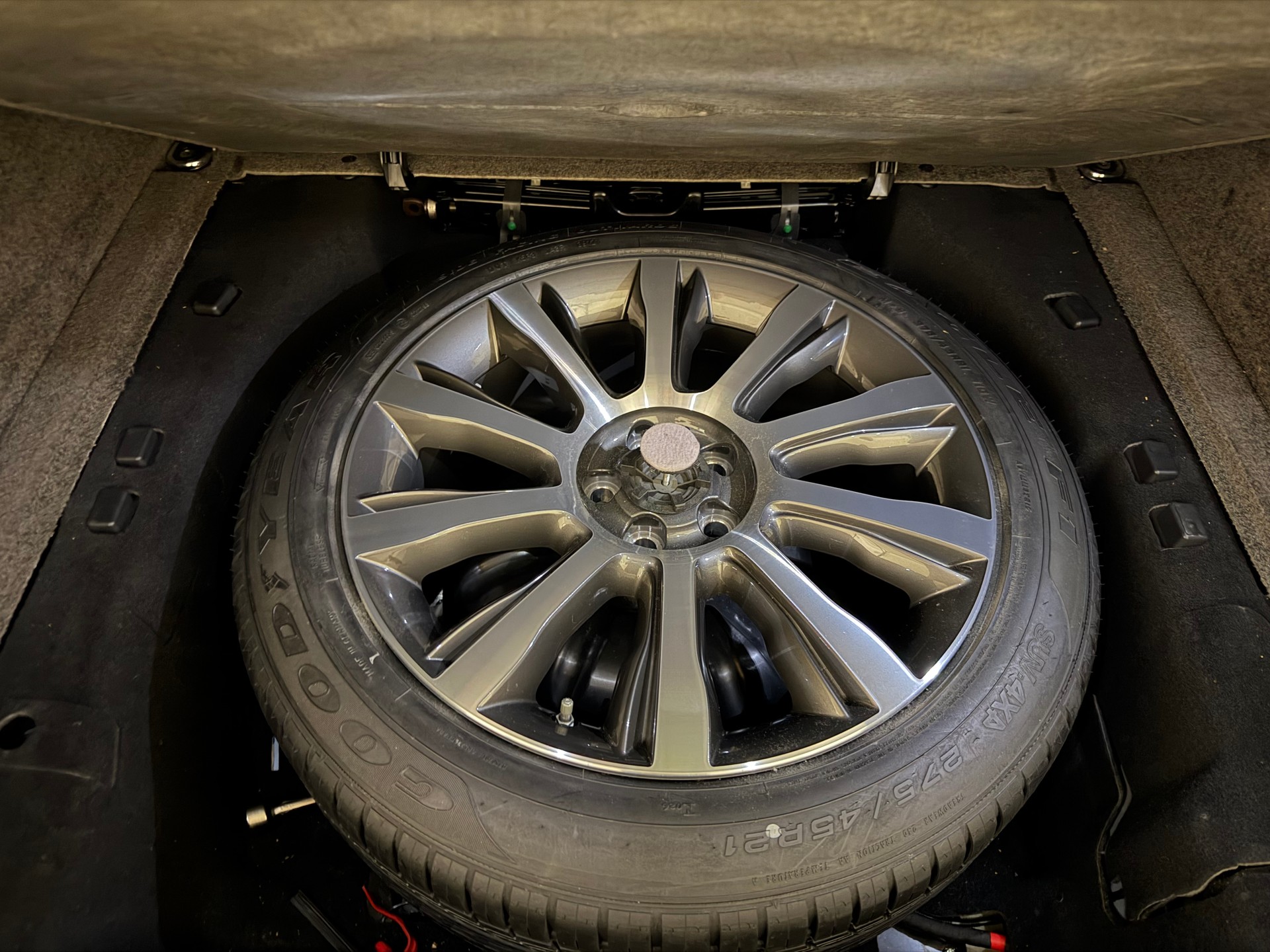 LAND ROVER Range Rover 4.4 SDV8 Vogue Frisch ab MFK & Service-image-26