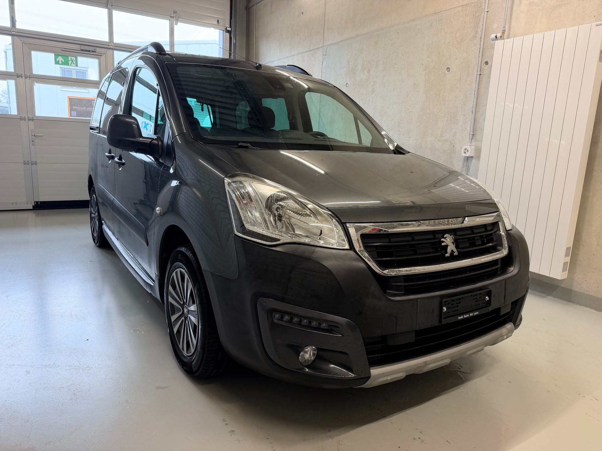 PEUGEOT Partner 1.6 VTi Active-image-1