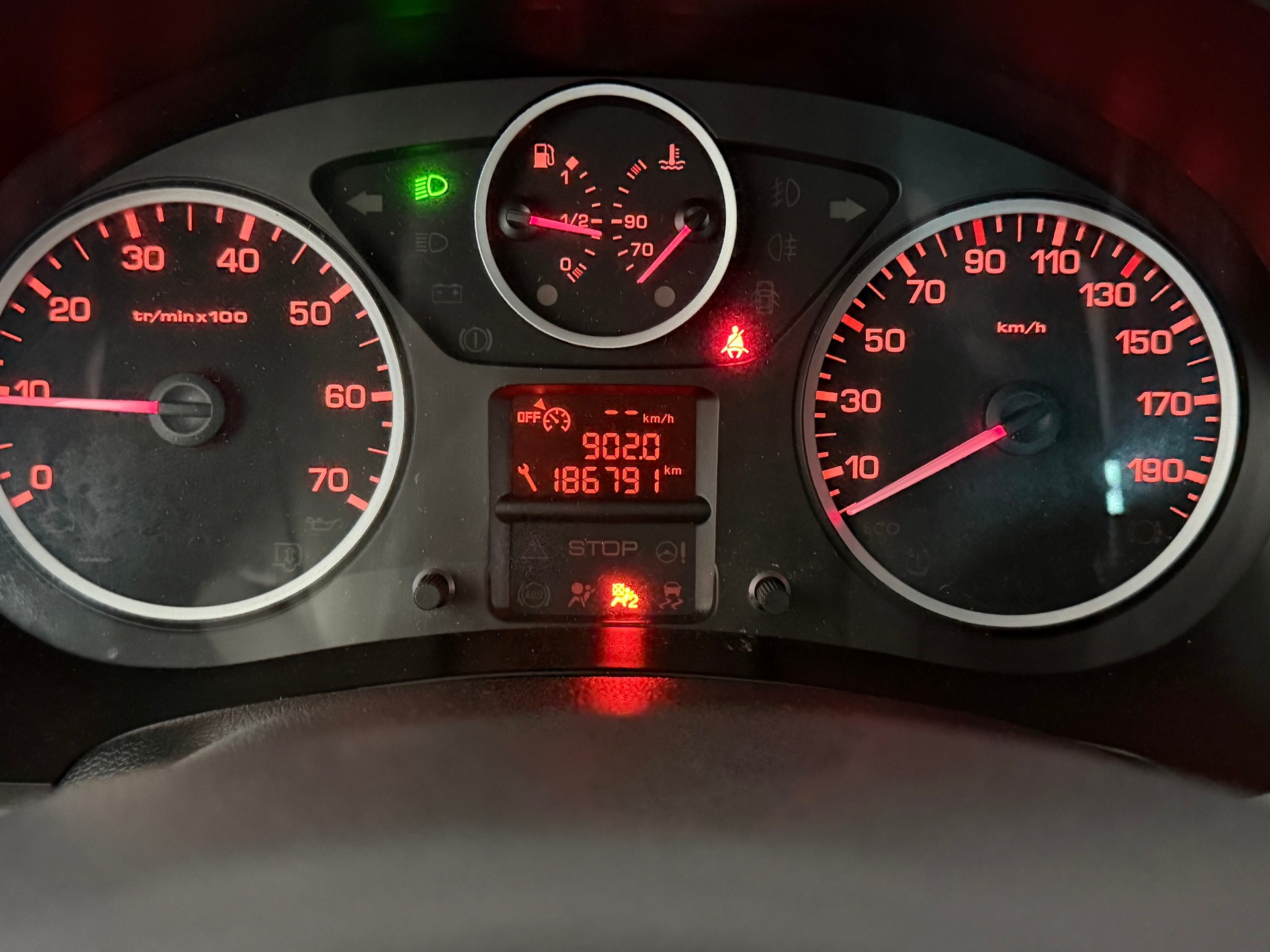 PEUGEOT Partner 1.6 VTi Active-image-10
