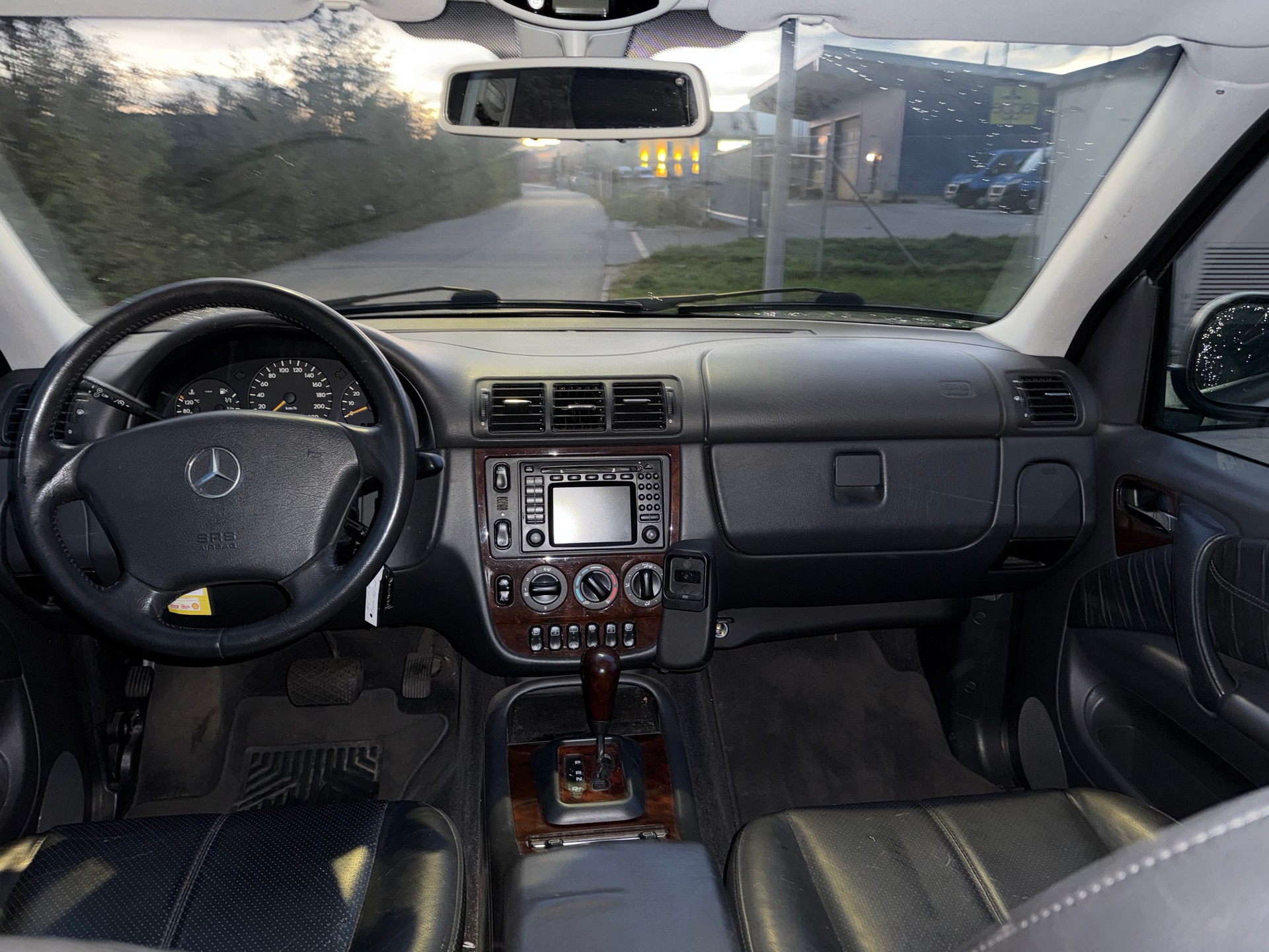 MERCEDES-BENZ ML 430 Automatic-image-13