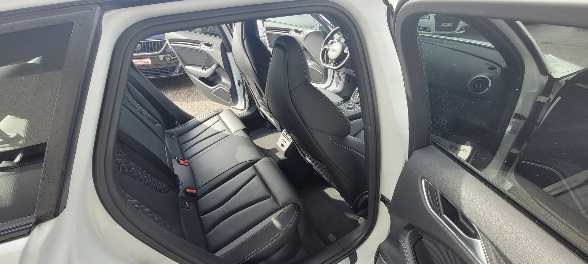 AUDI S3 Sportback 2.0 TFSI quattro S-tronic-image-10