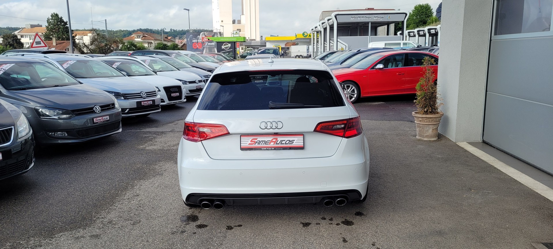 AUDI S3 Sportback 2.0 TFSI quattro S-tronic-image-2
