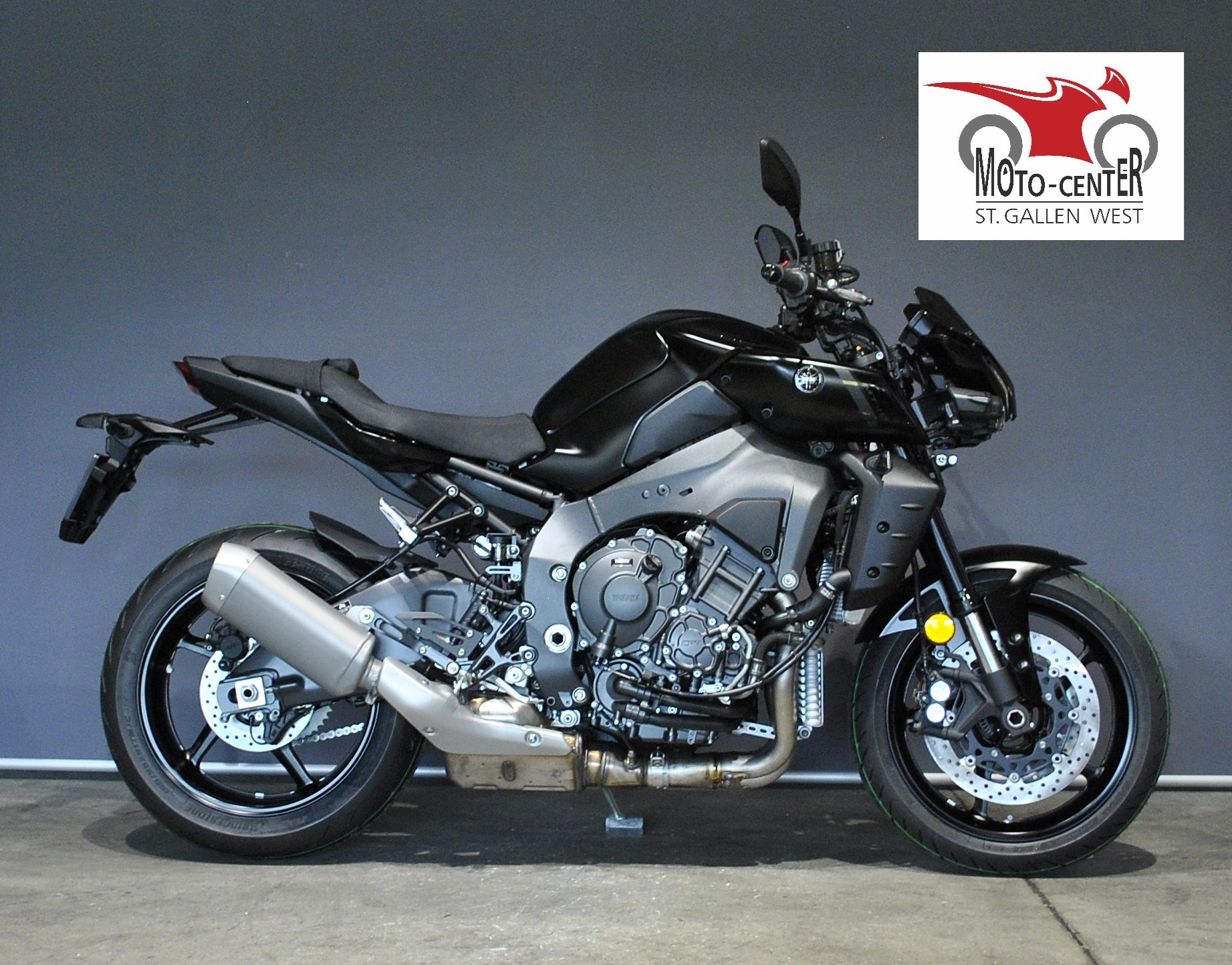 YAMAHA MT-10 ABS-showroom-element-1