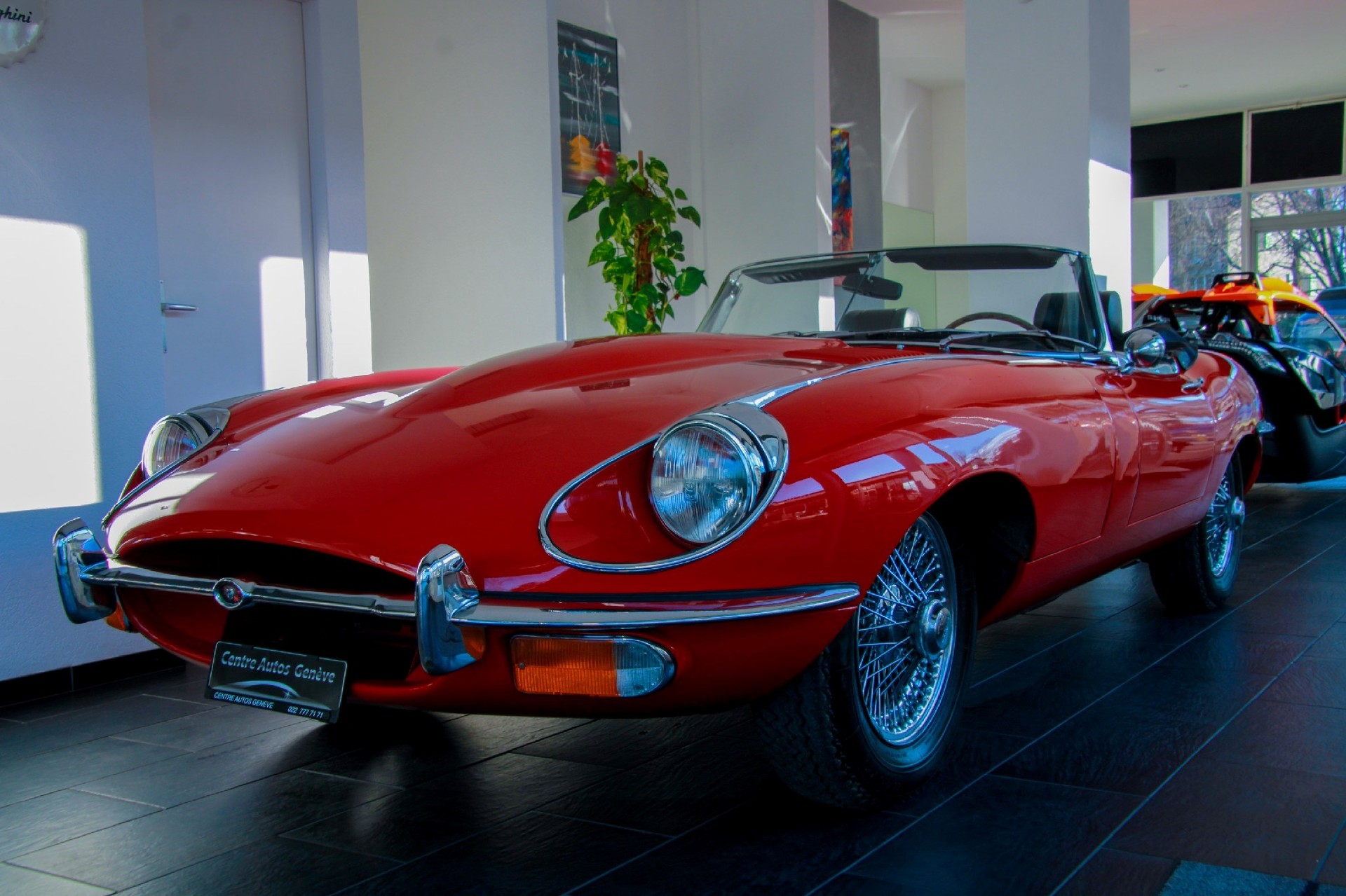 JAGUAR E-TYPE 4.2-image-1