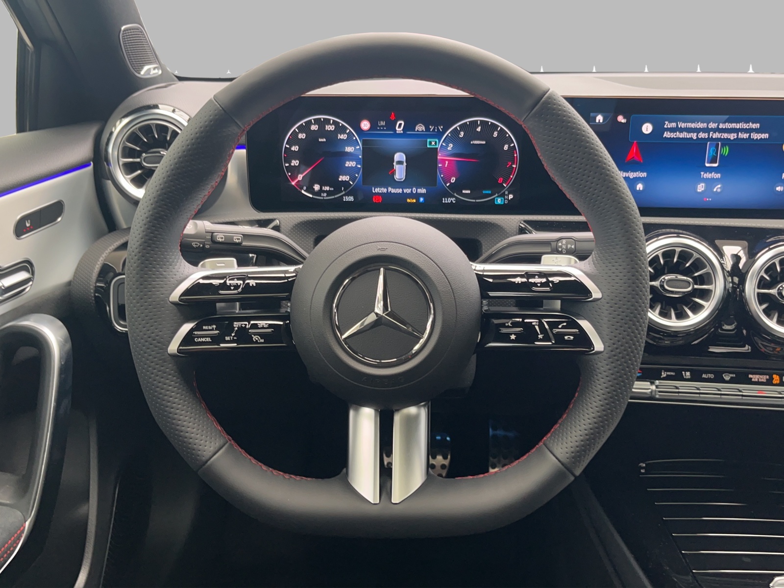 MERCEDES-BENZ A 200 7G-DCT-image-11
