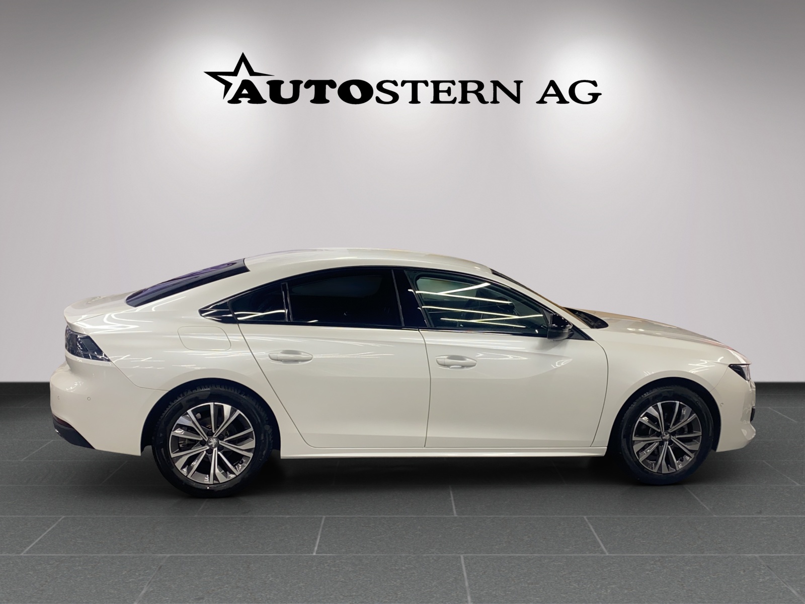 PEUGEOT 508 1.2 PureTech Allure Pack EAT8-image-3