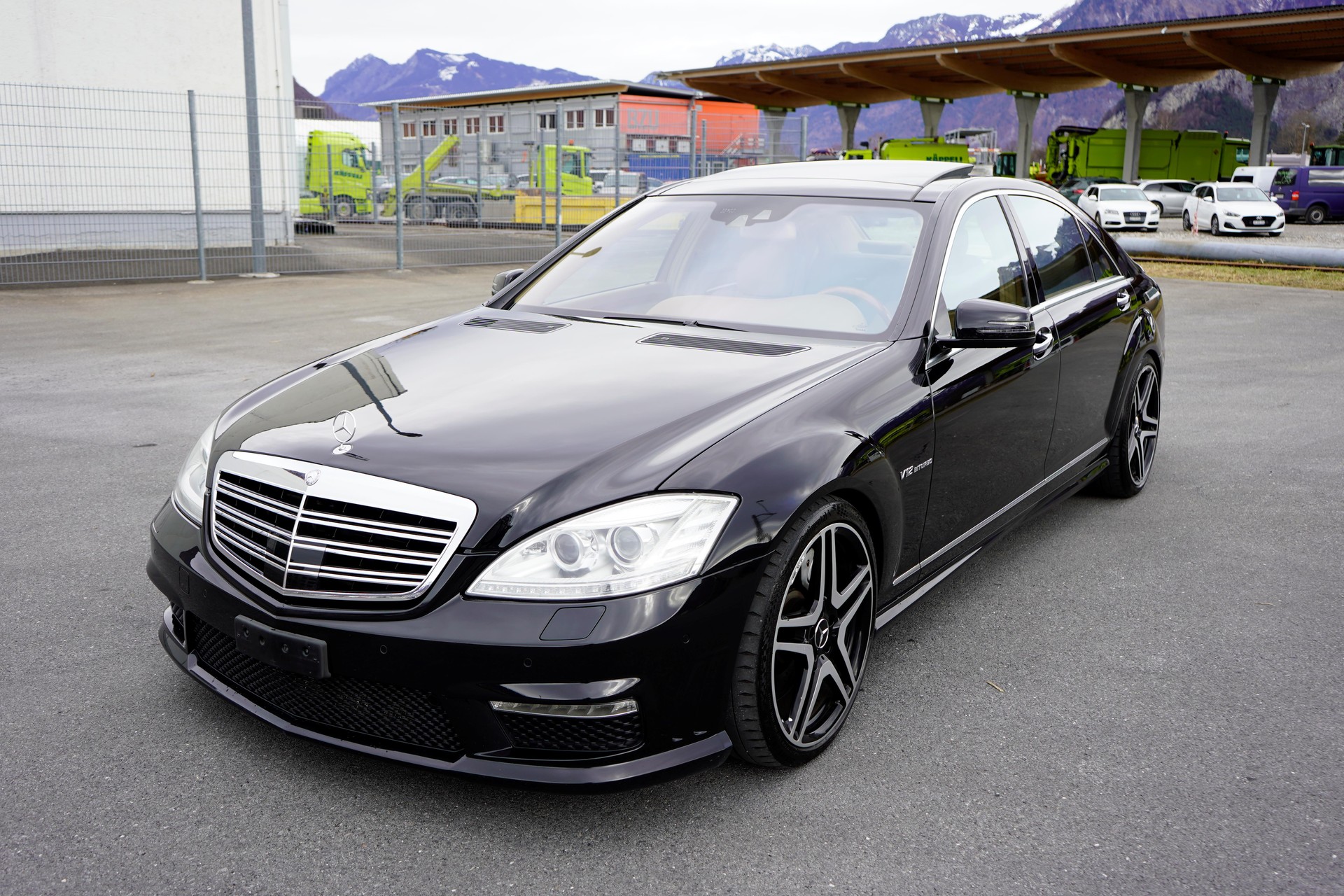 MERCEDES-BENZ S 65 AMG L Automatic-image-2