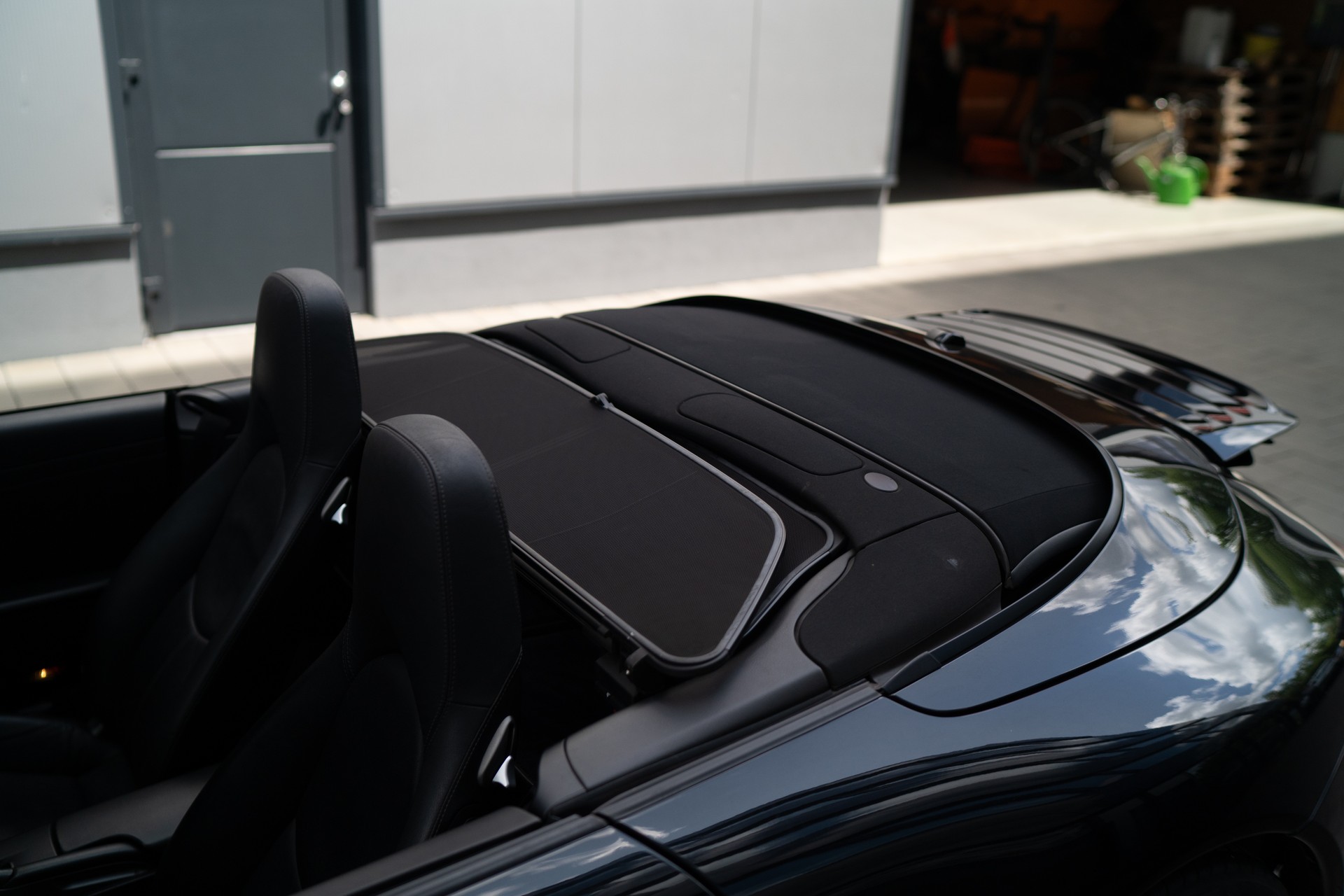 PORSCHE 911 Cabrio Carrera S-image-5