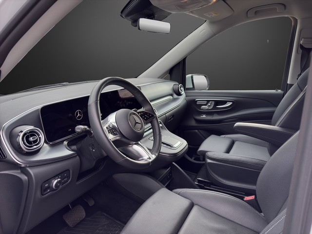MERCEDES-BENZ EQV 300 lang-image-6
