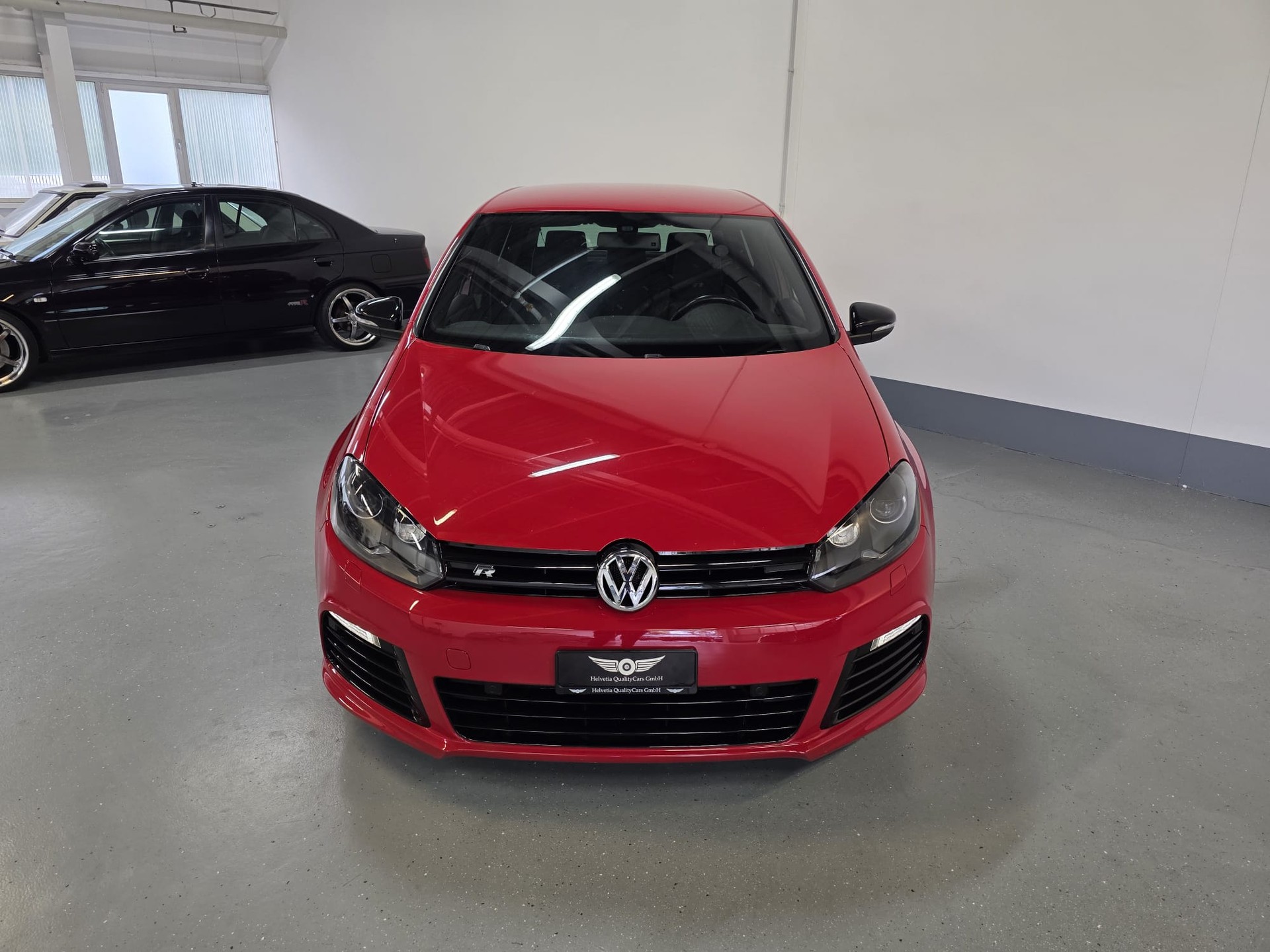 VW Golf 2.0 TSI R 4Motion DSG-image-4