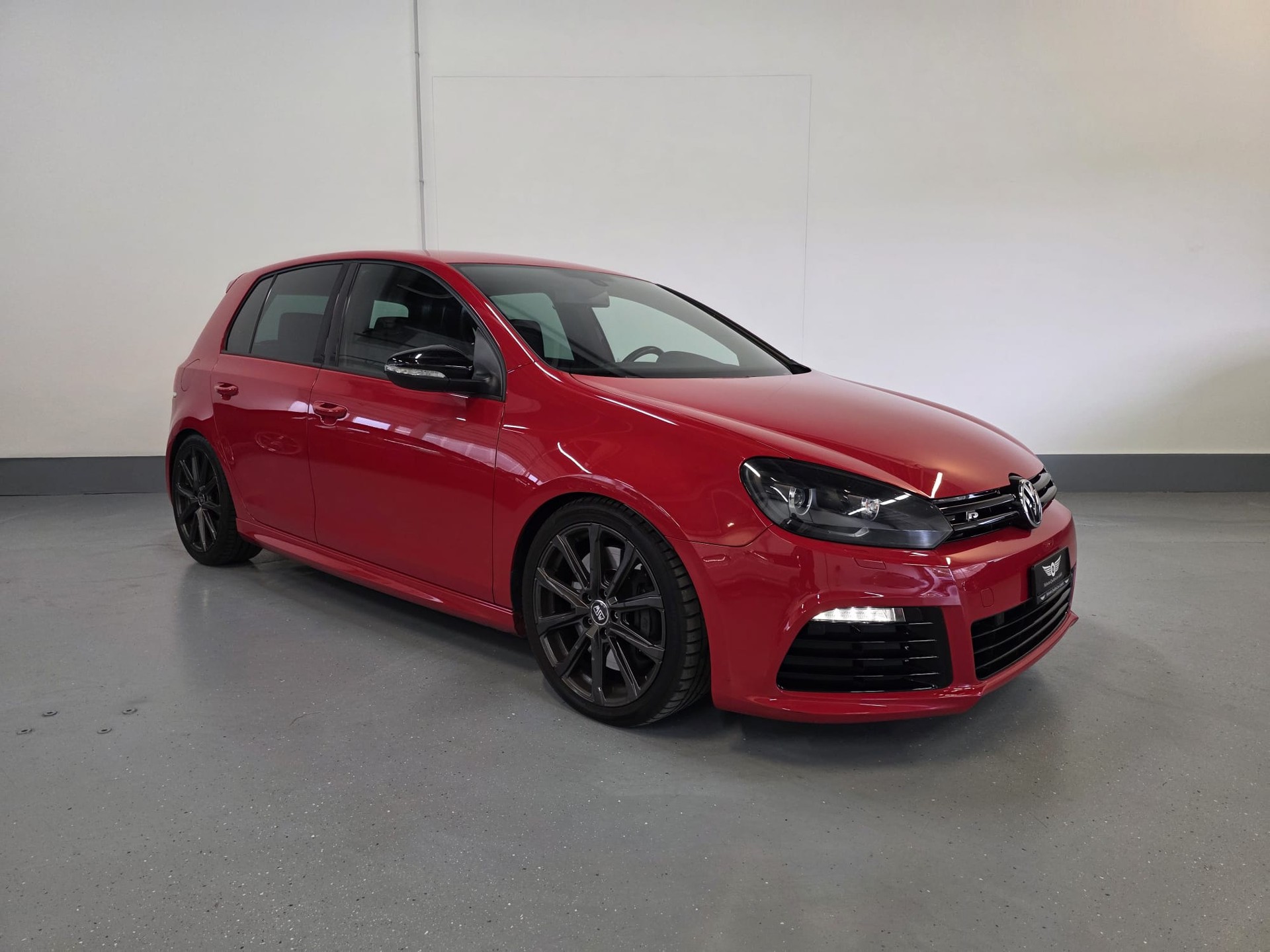 VW Golf 2.0 TSI R 4Motion DSG-image-2