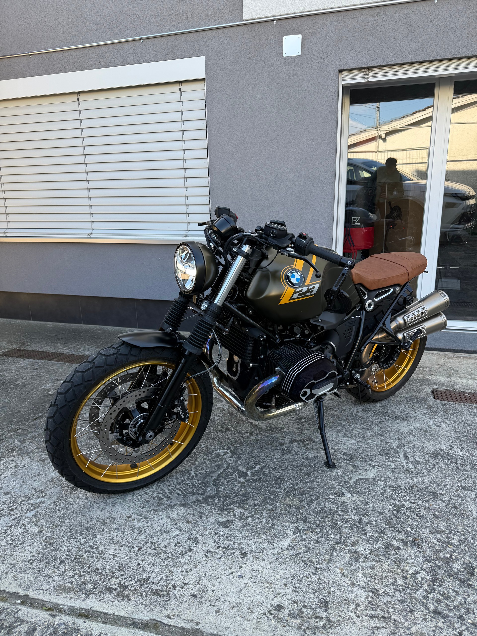 BMW R nineT Scrambler-image-3